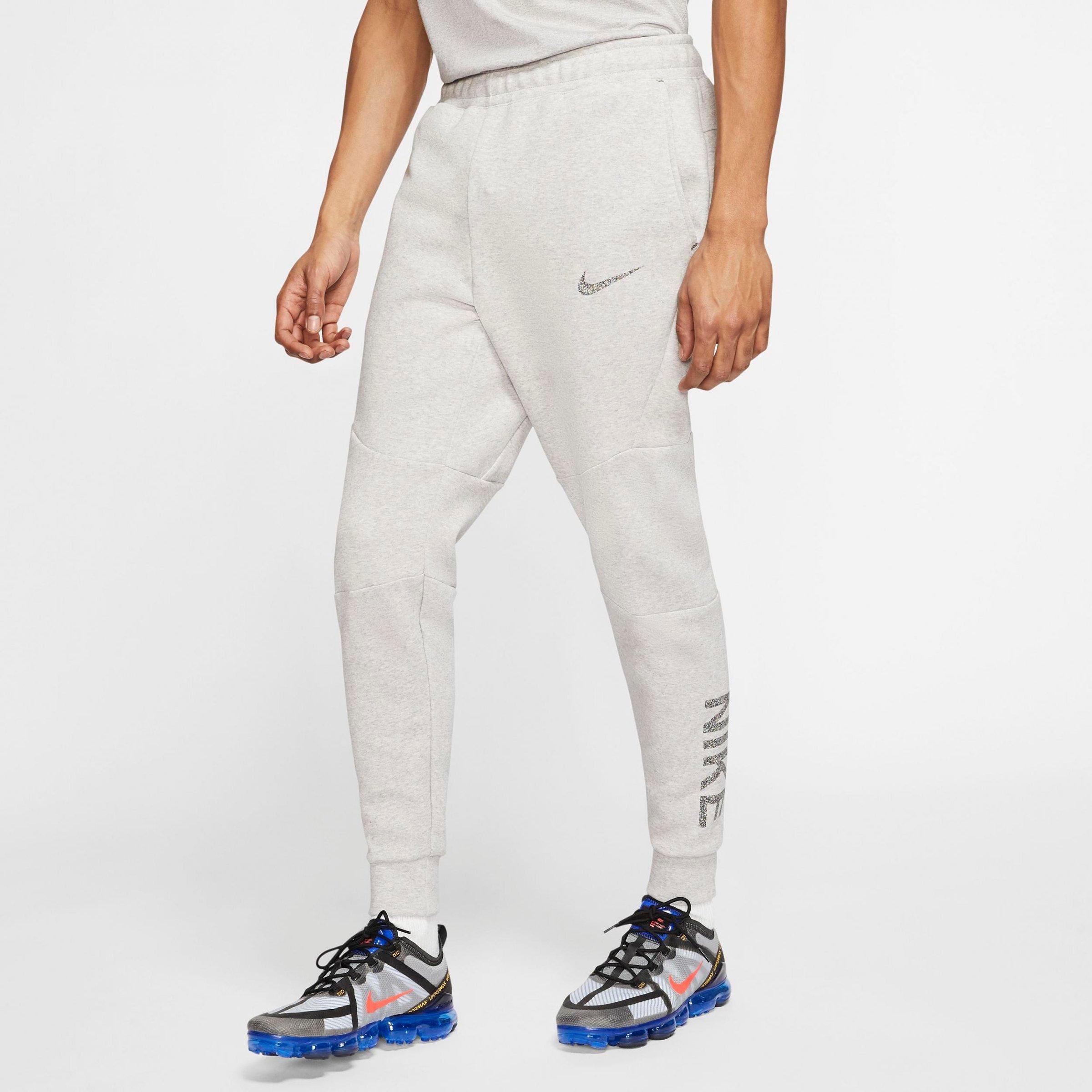 buy nike joggers online