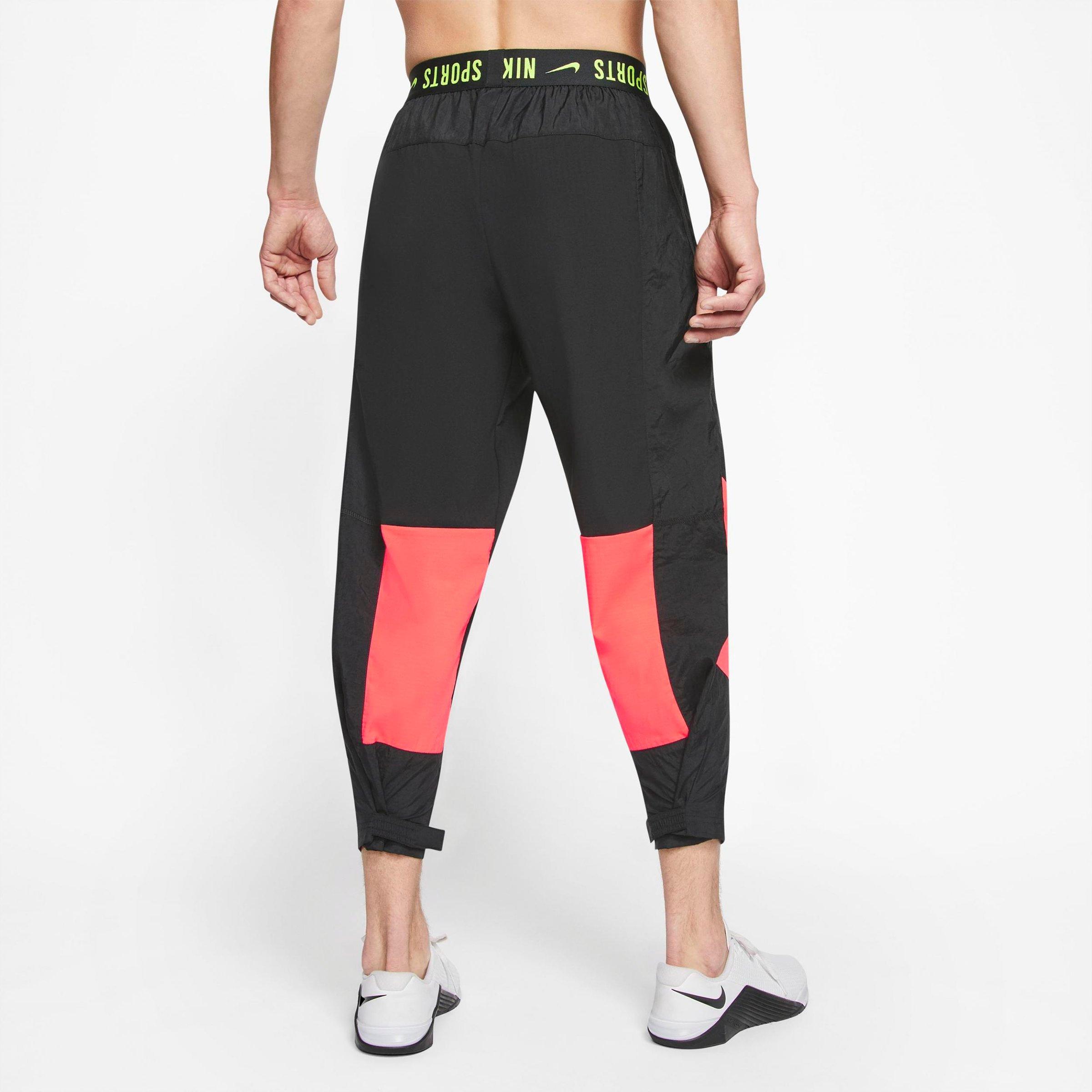 training jogger nike