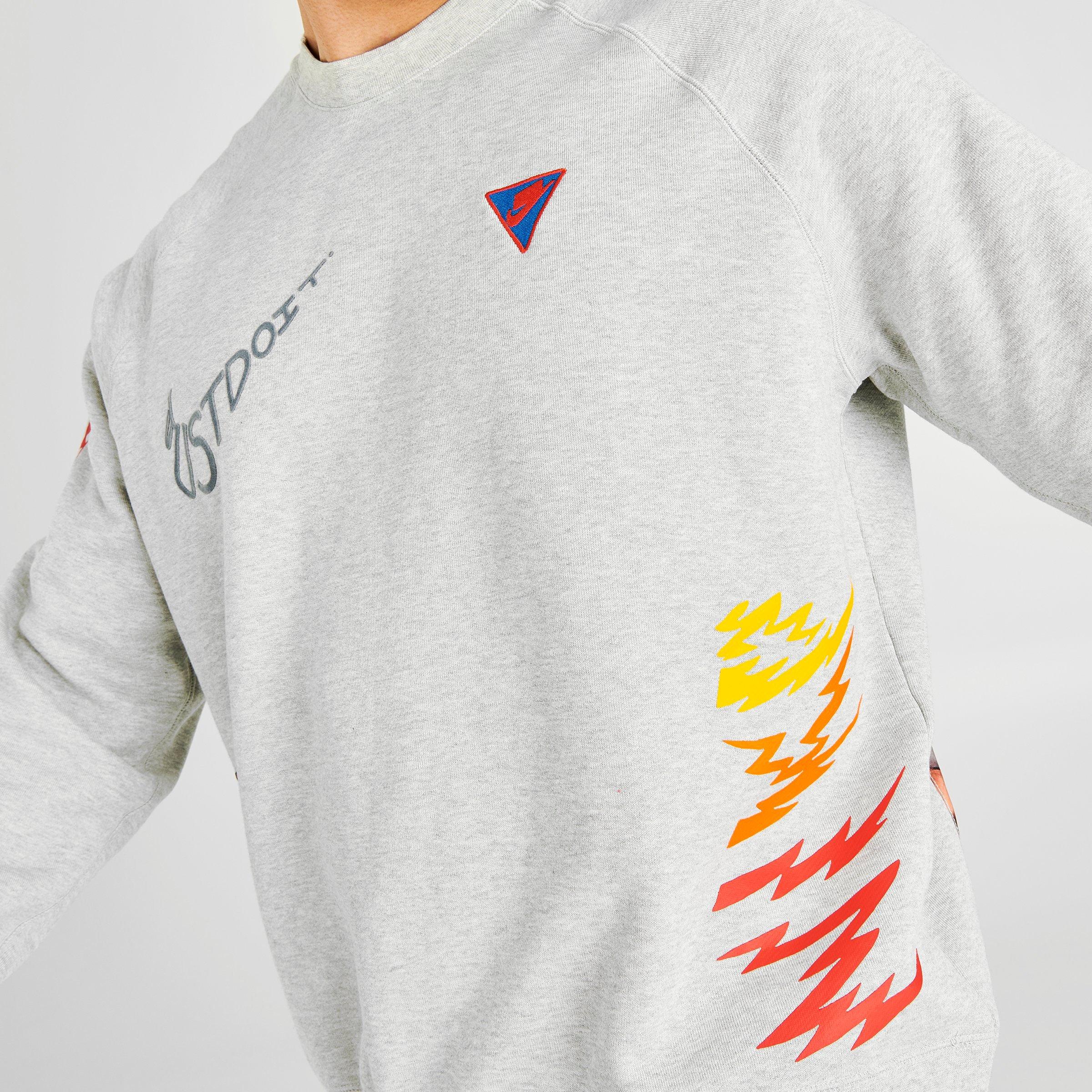 nike crewneck sweatshirt