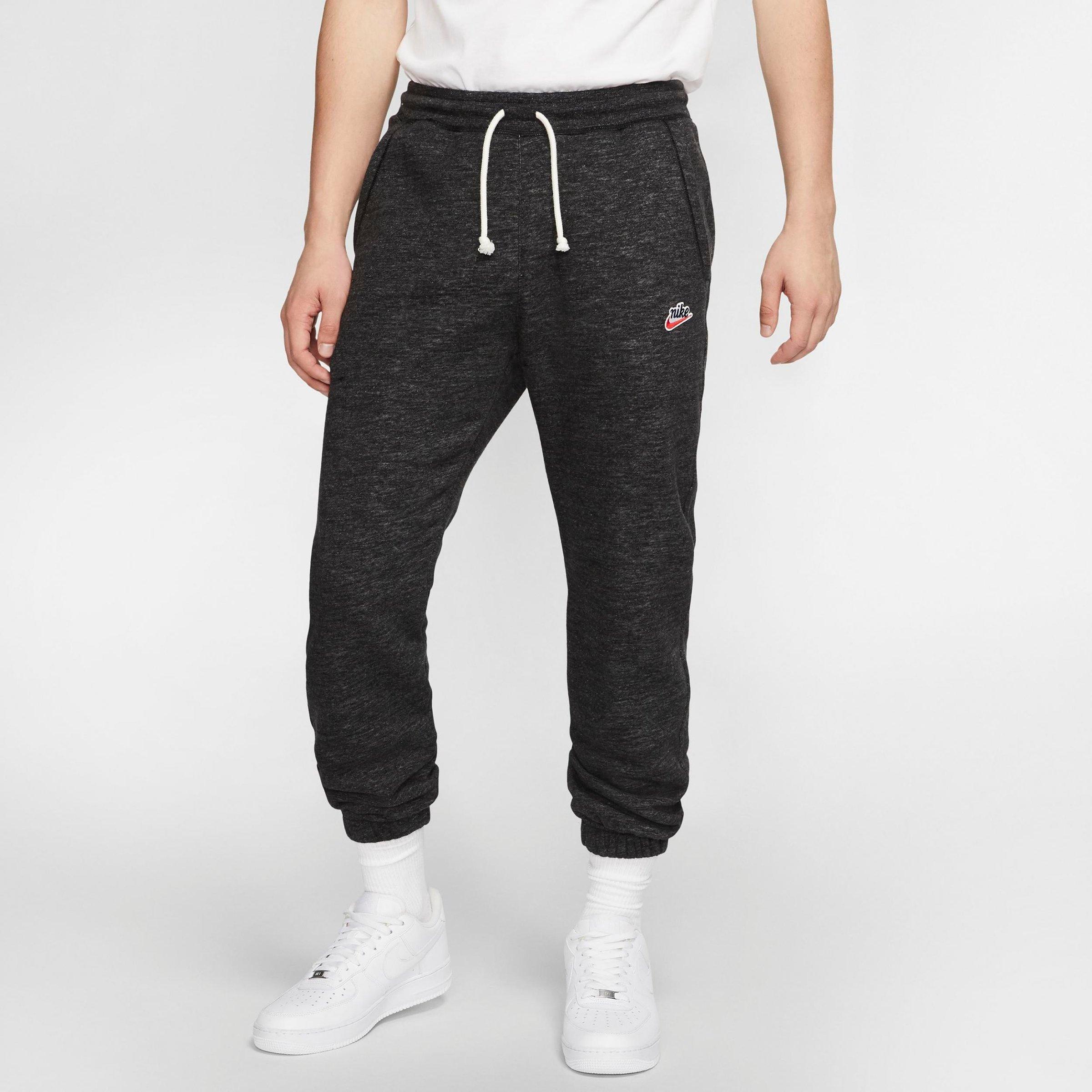 nike sportswear heritage mens joggers