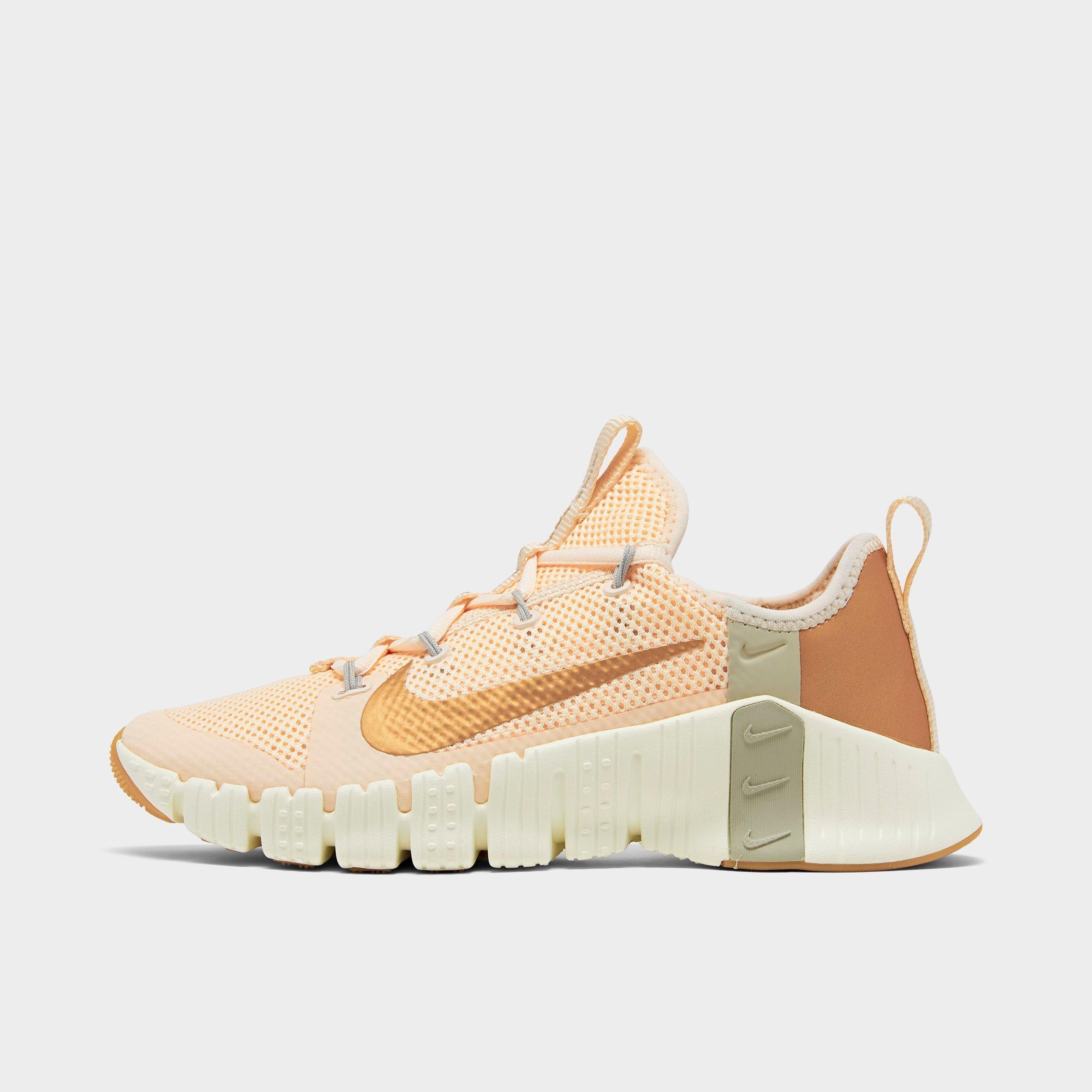 women's nike metcon free