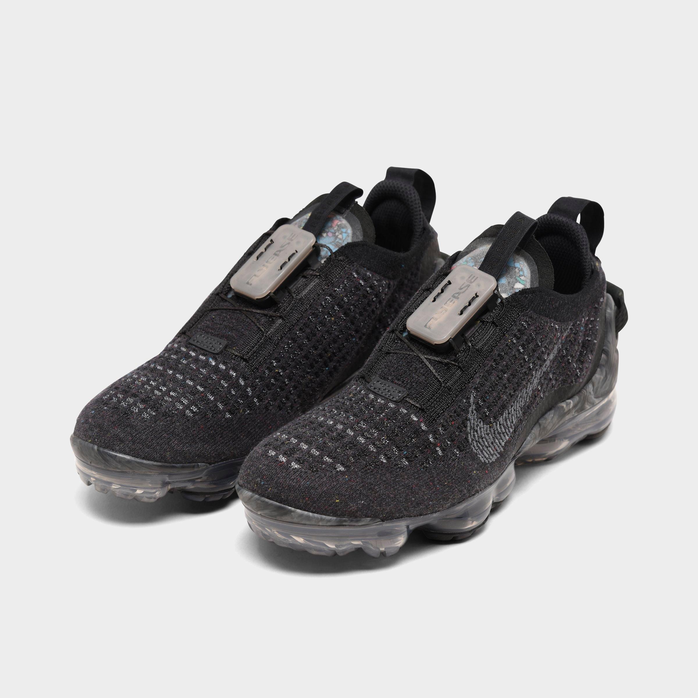 vapor max black womens