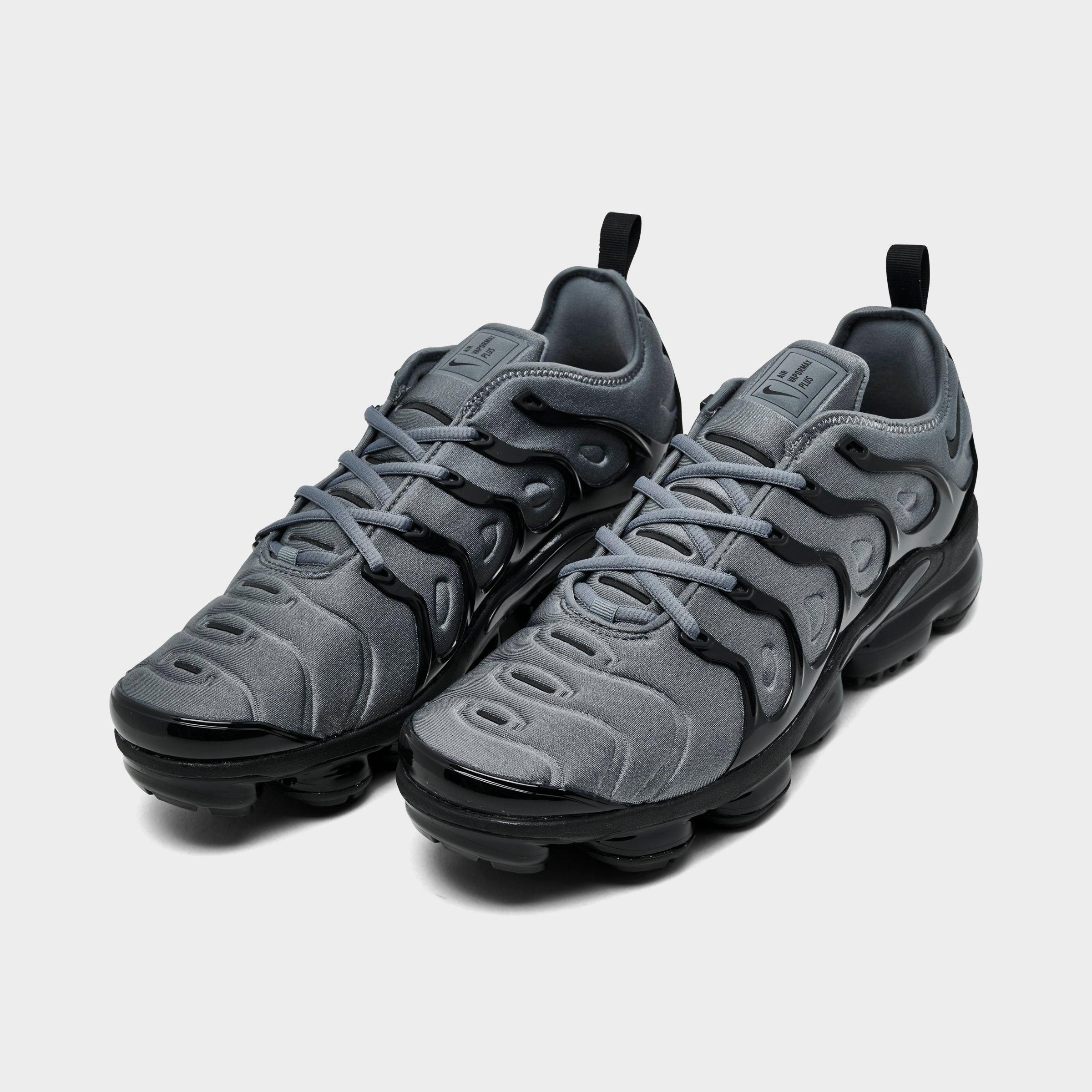 NIKE AIR VAPORMAX PLUS グレー/ブラック28cm Men's Nike Air VaporMax Plus Running Shoes | Finish Line
