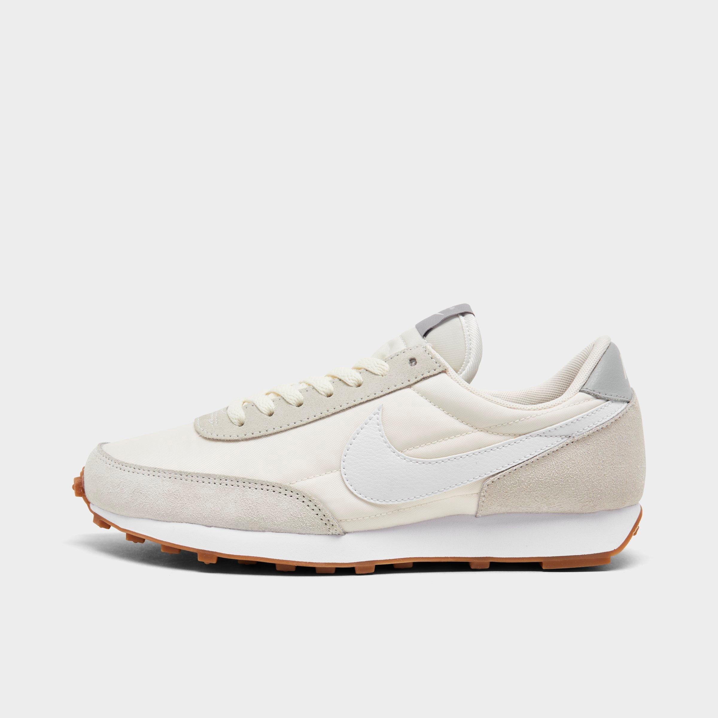 nike daybreak trainers in beige and yellow