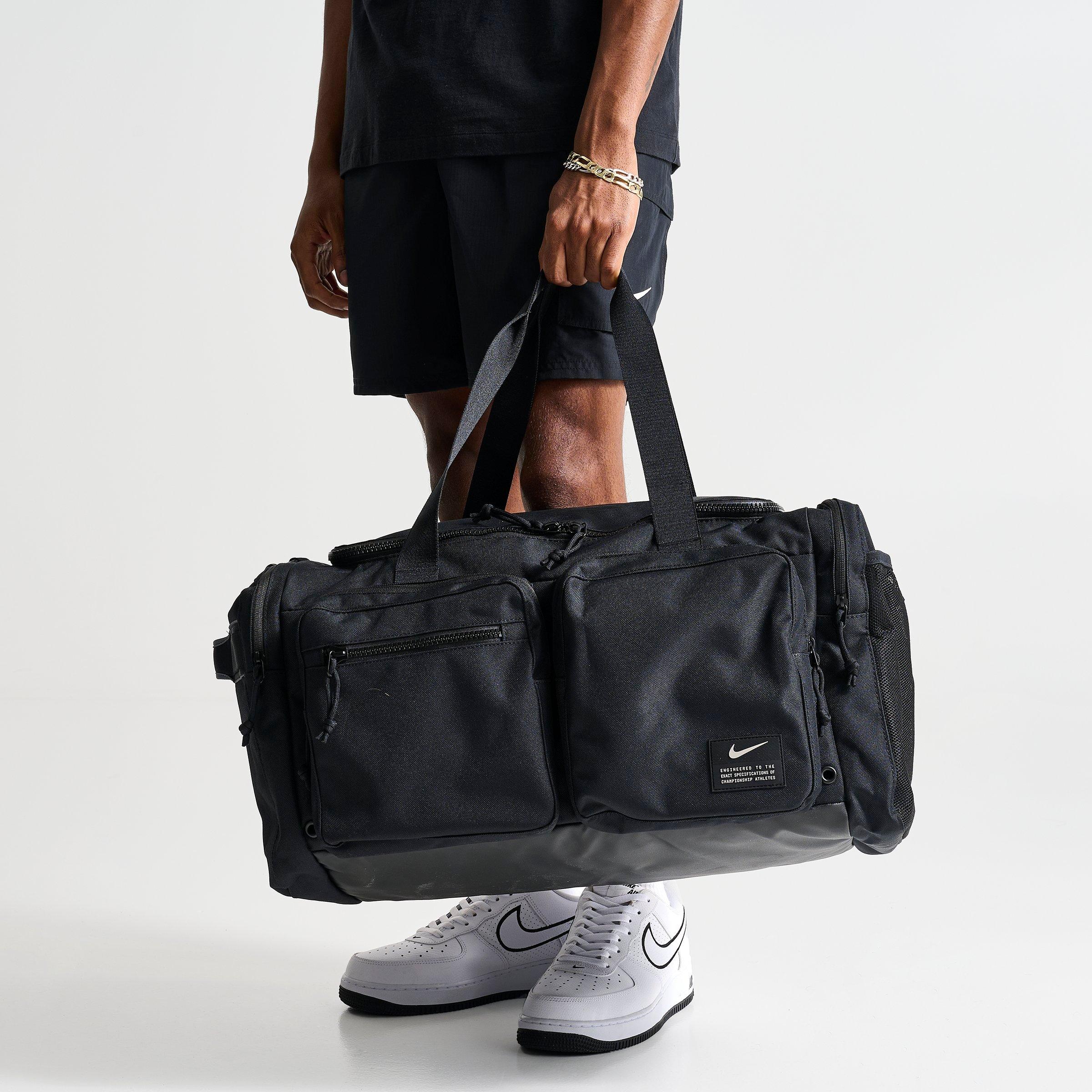 nike duffel bag medium
