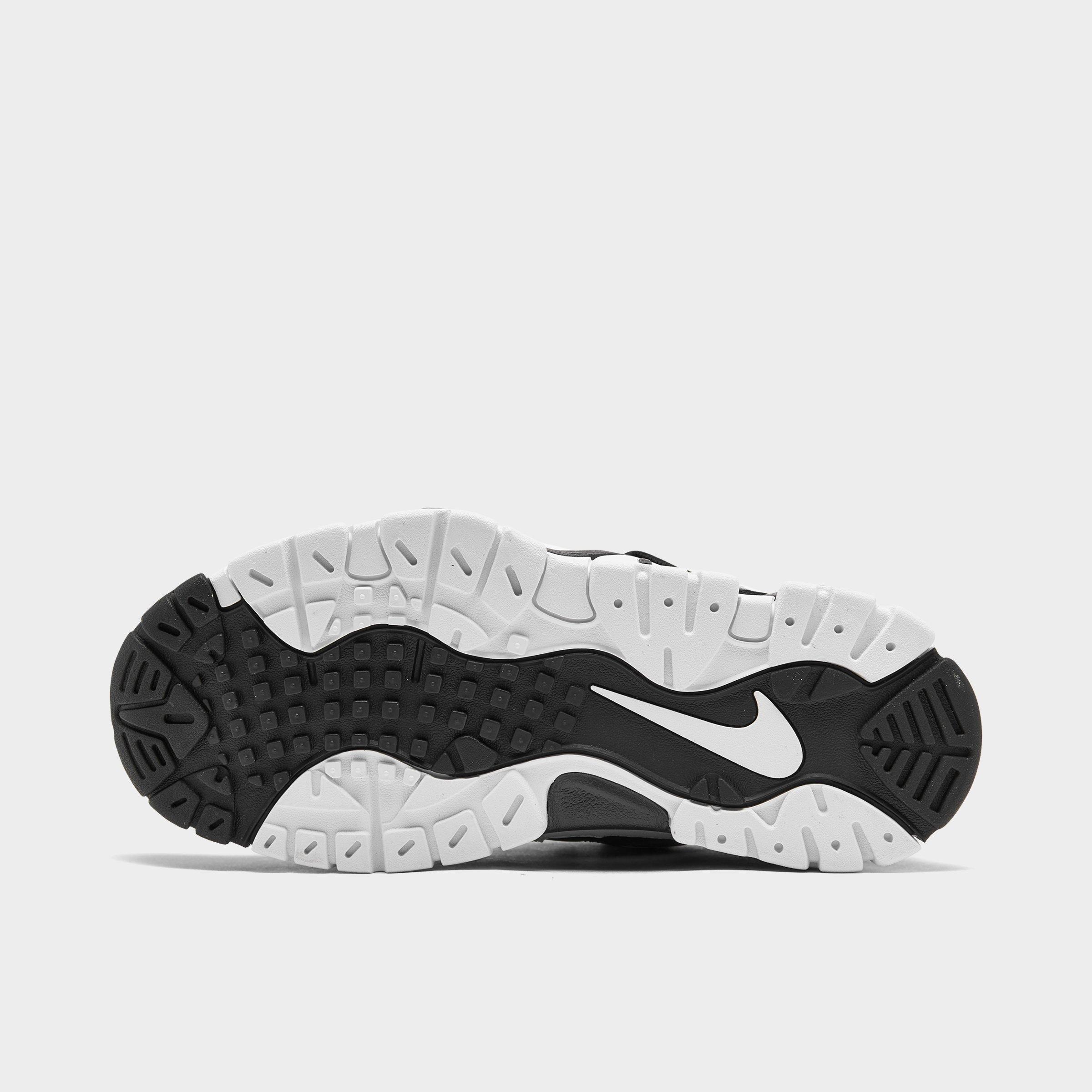 kids training shoes