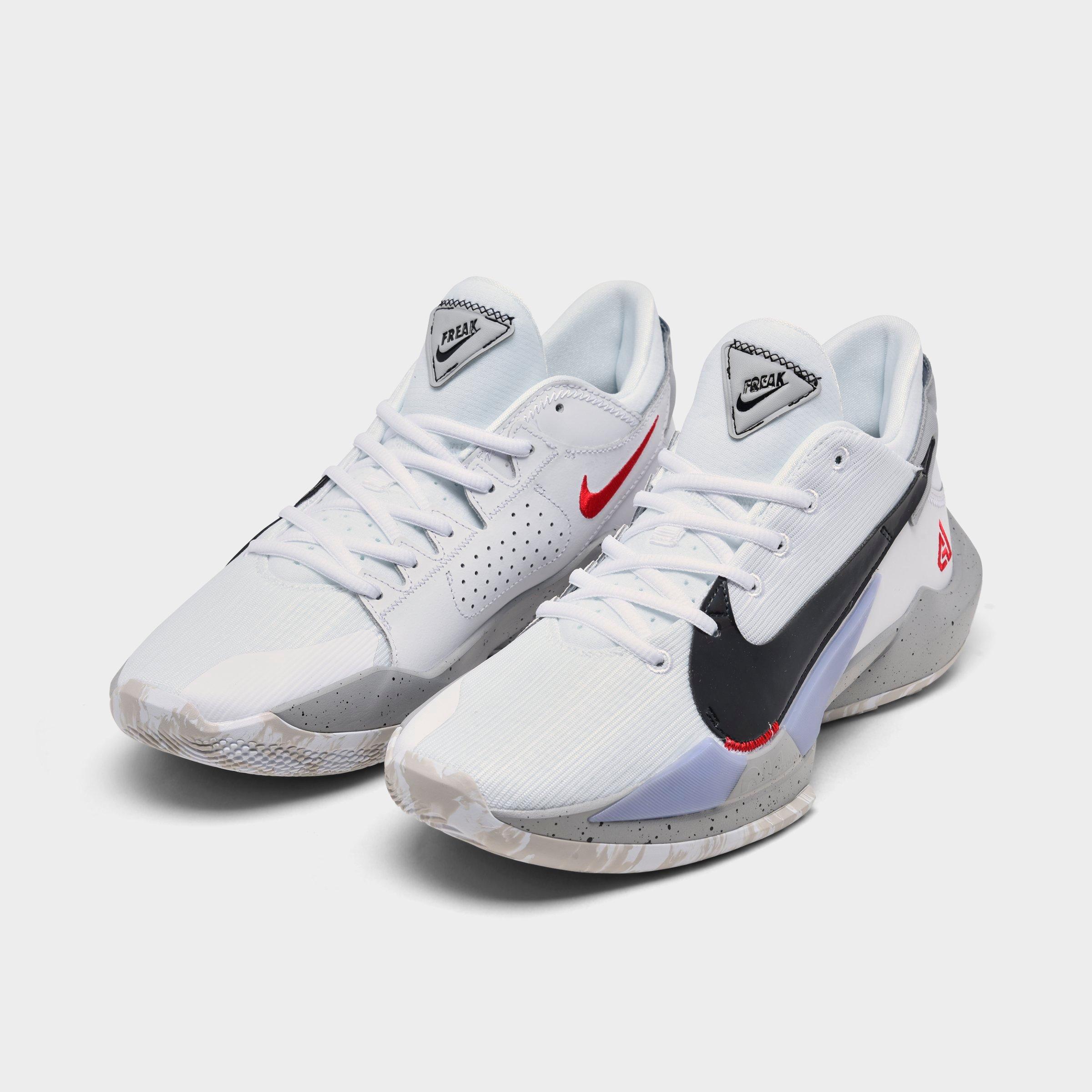 nike freak basketball shoes