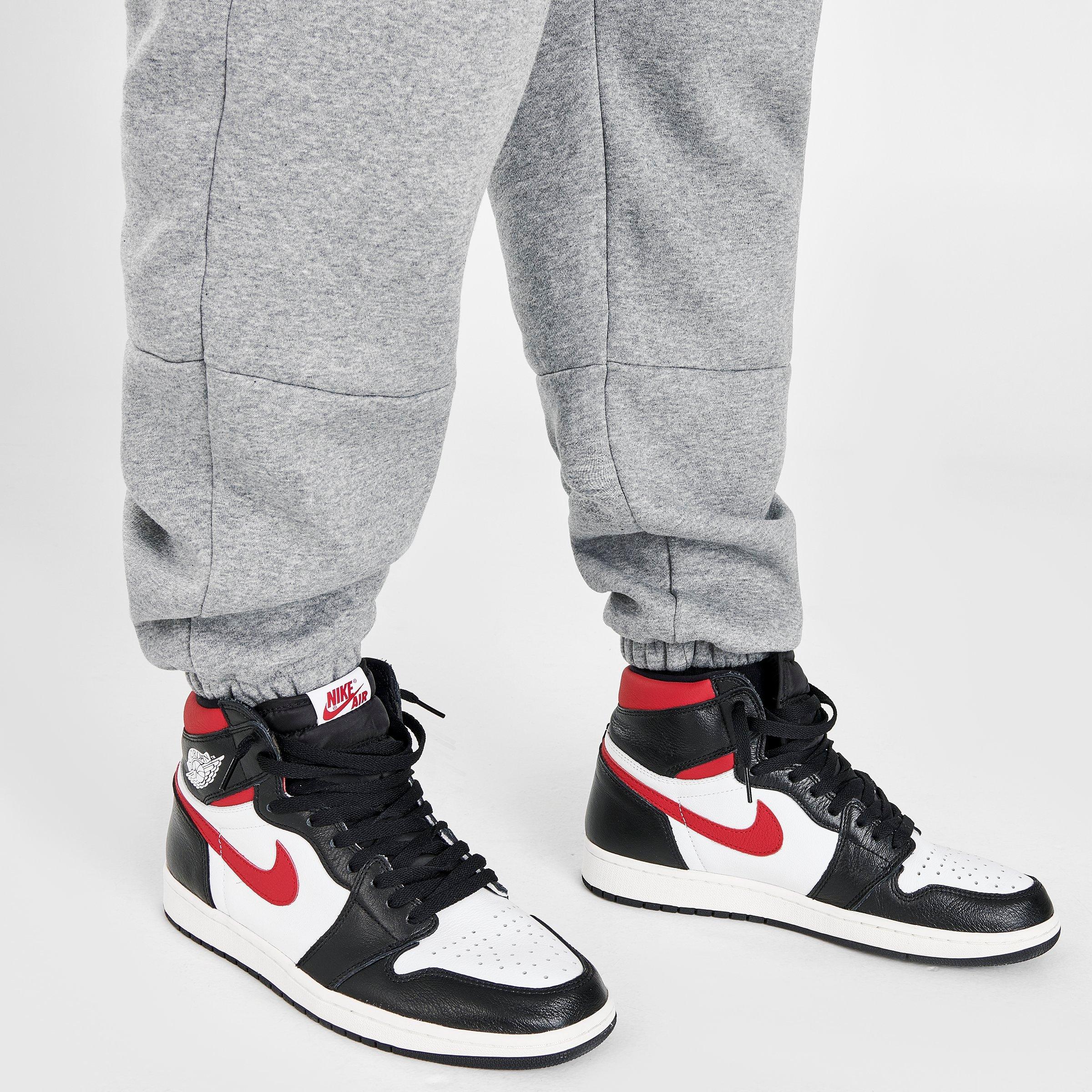 jogger pants with jordan shoes