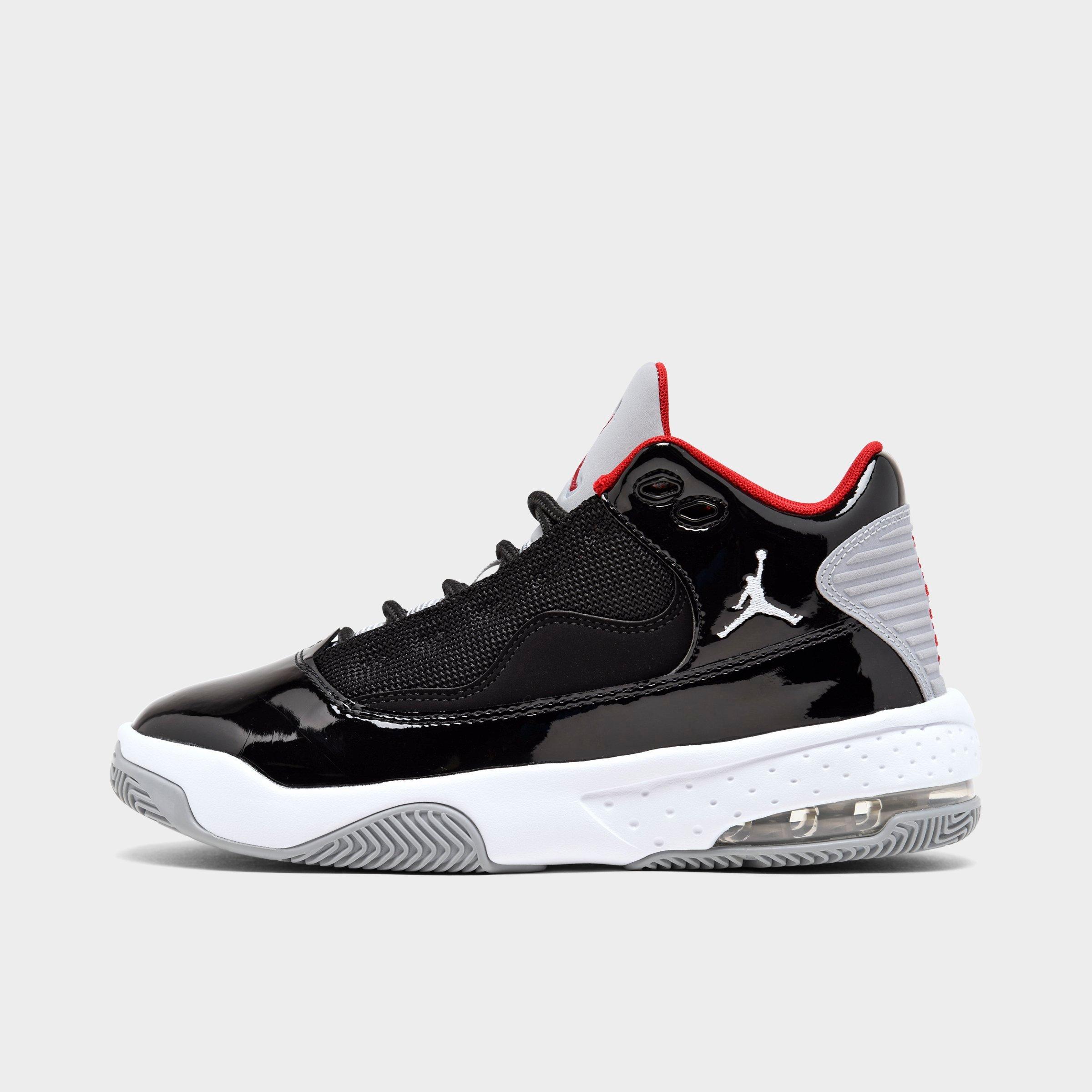 jordan max aura basketball sneaker