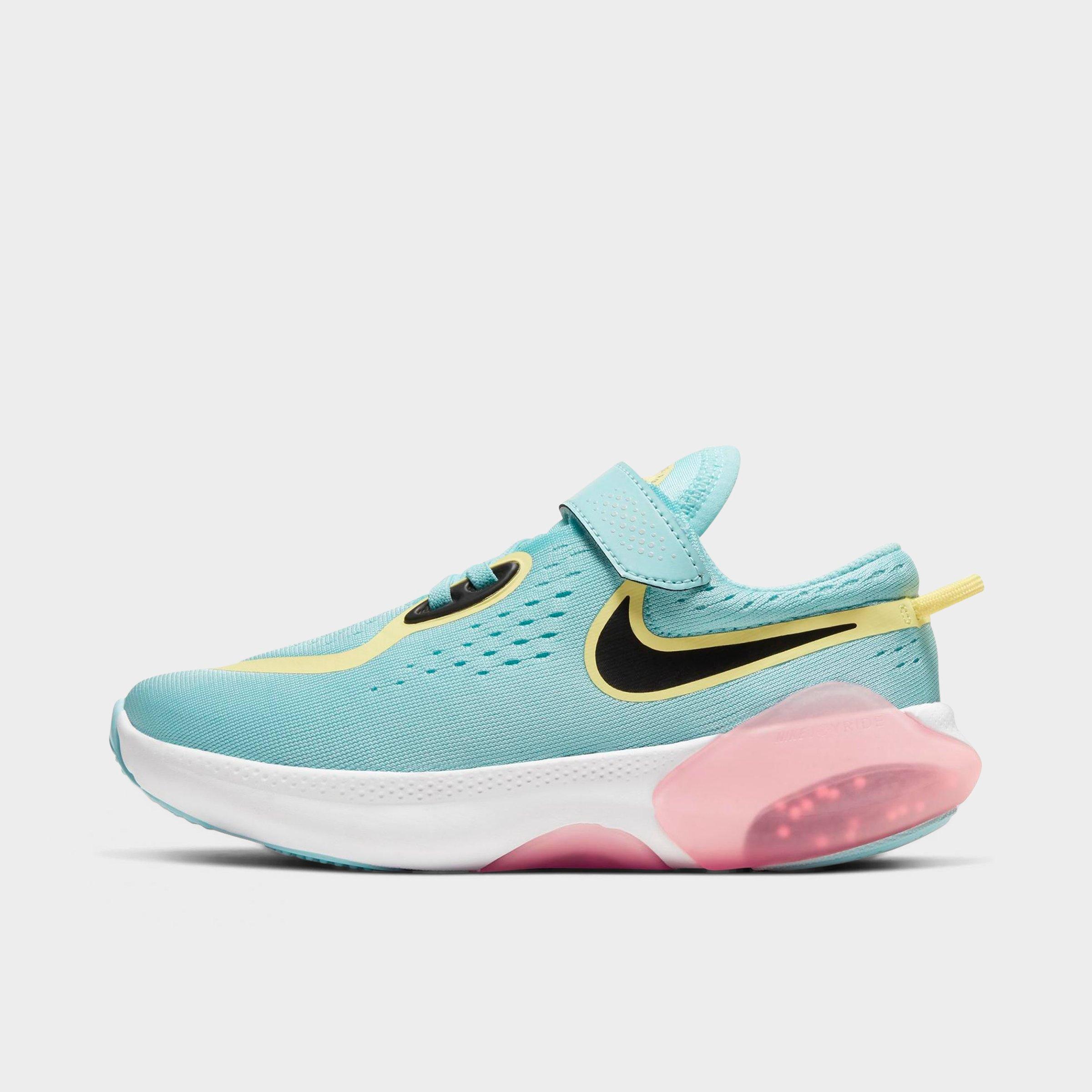 girls teal nike shoes