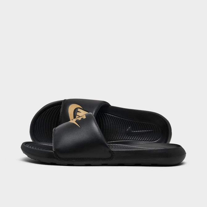 Finish line nike flip flops sales