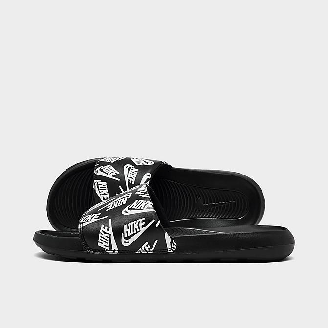Right view of Men's Nike Victori One Print Slide Sandals in Black/White/Black Click to zoom