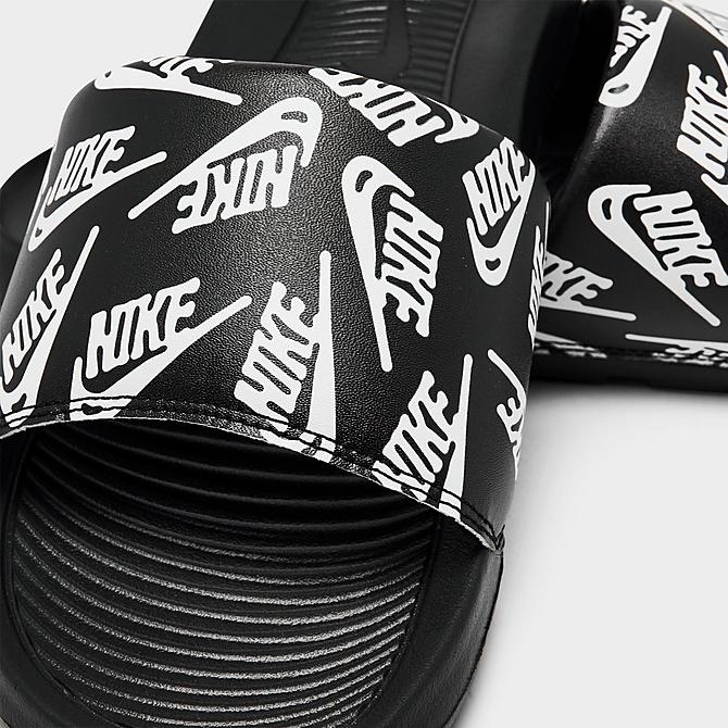 Front view of Men's Nike Victori One Print Slide Sandals in Black/White/Black Click to zoom
