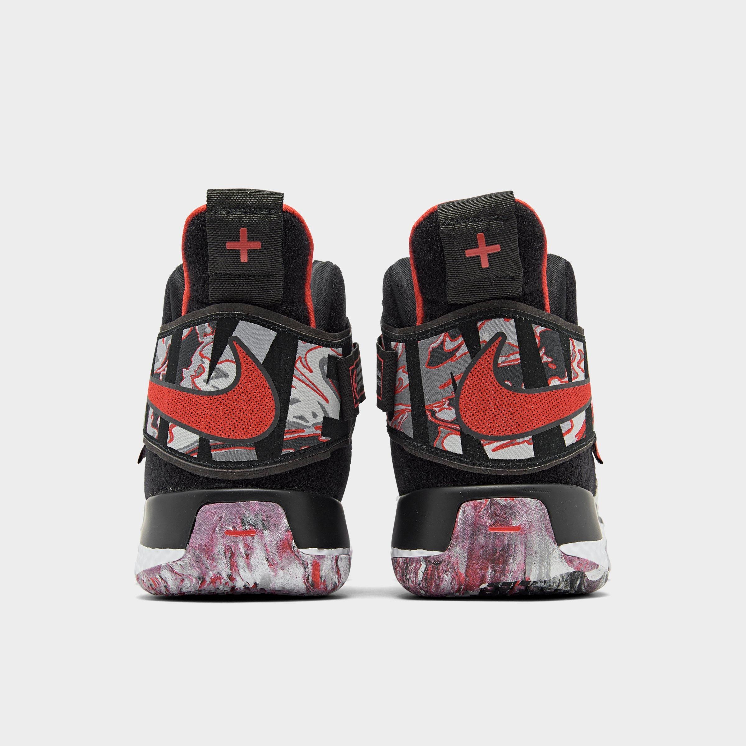 air zoom basketball shoes