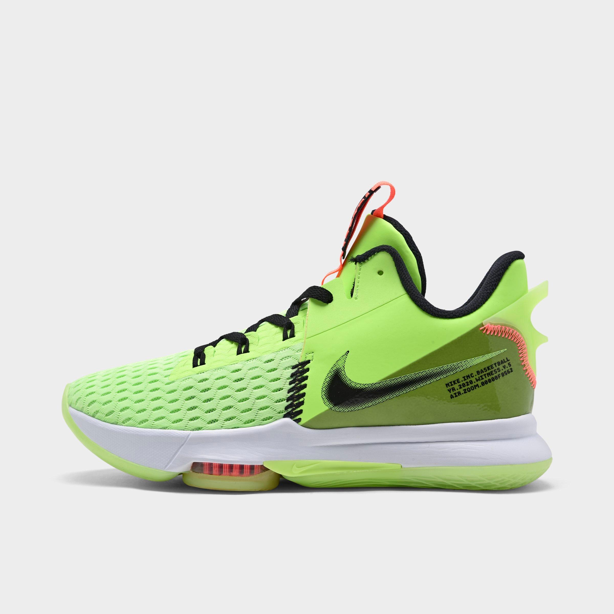 lebron witness 3 finish line