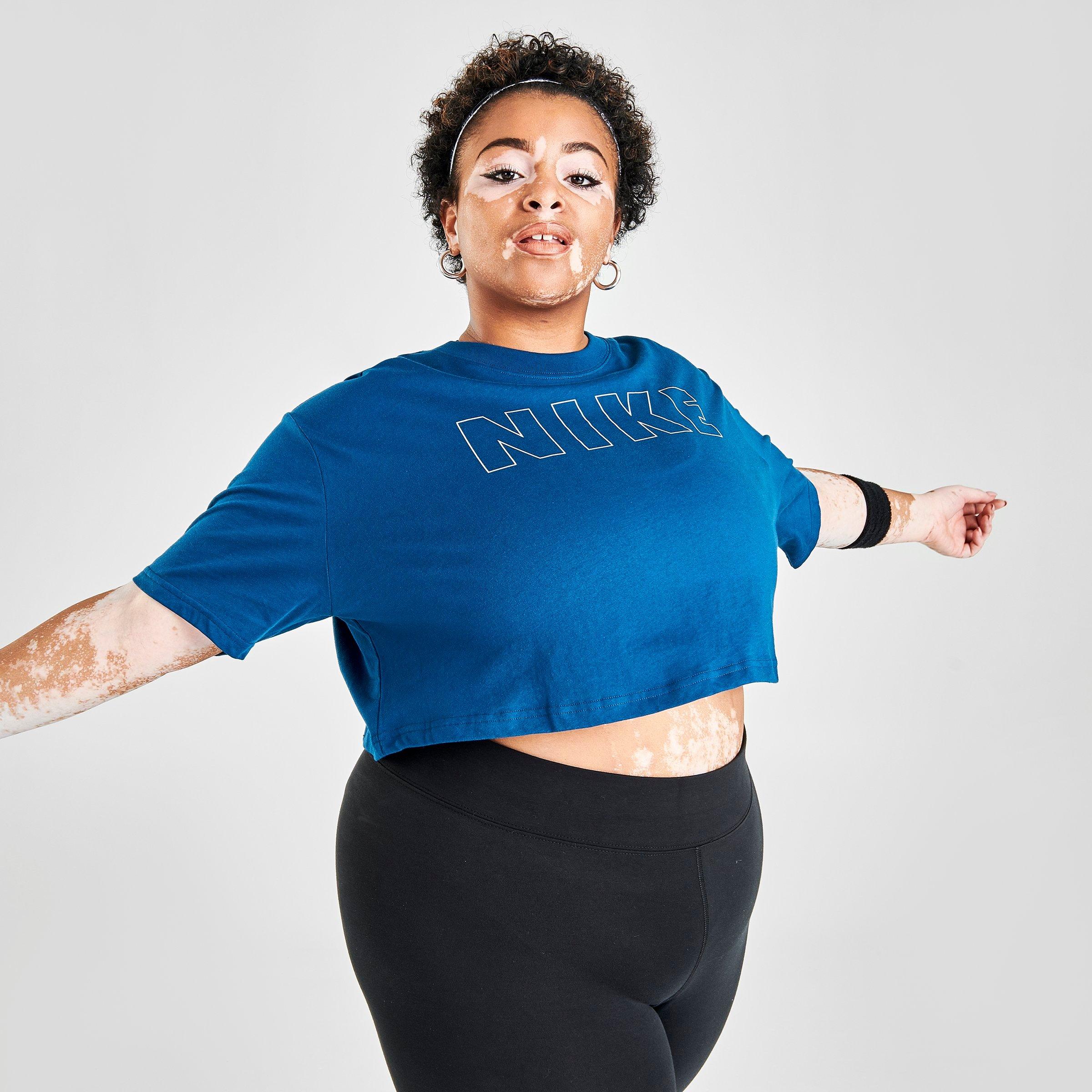 nike plus size crop top