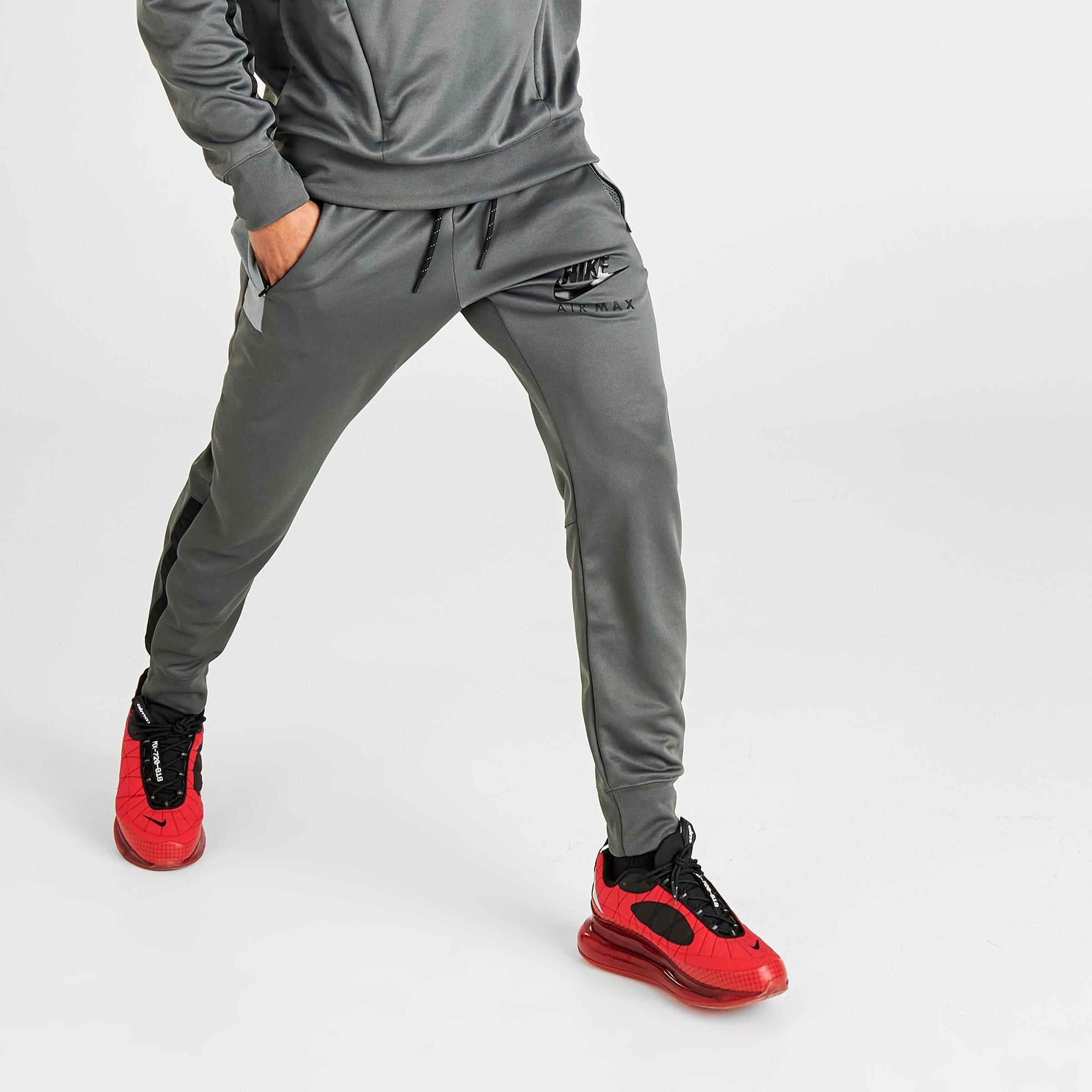 max jogger pants