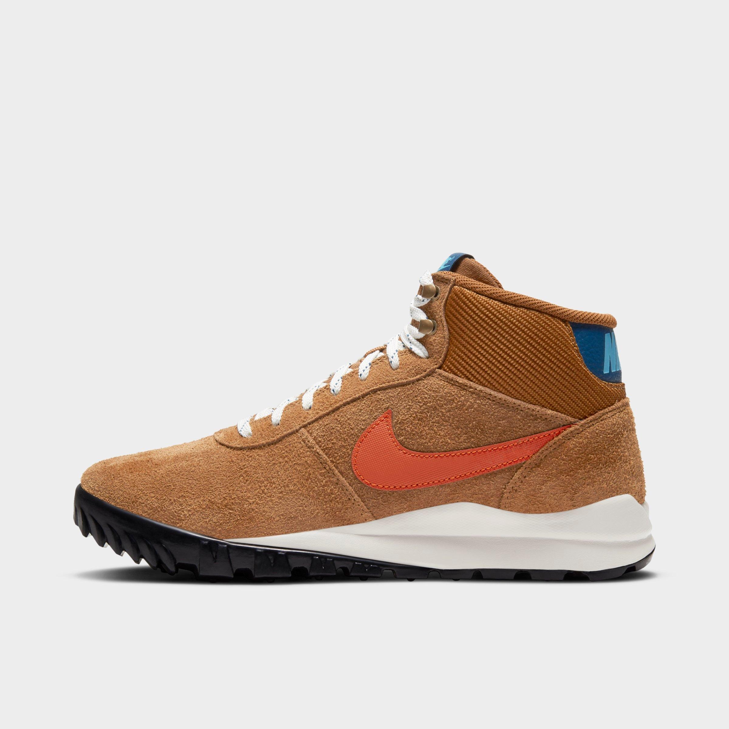 nike hoodland suede boots