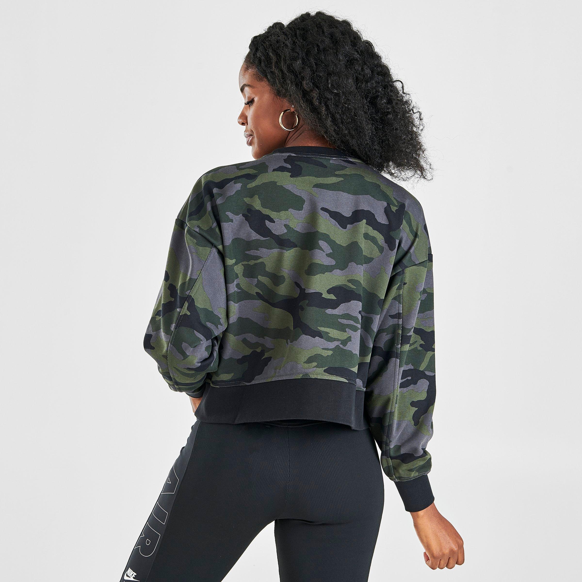 nike camo crop top