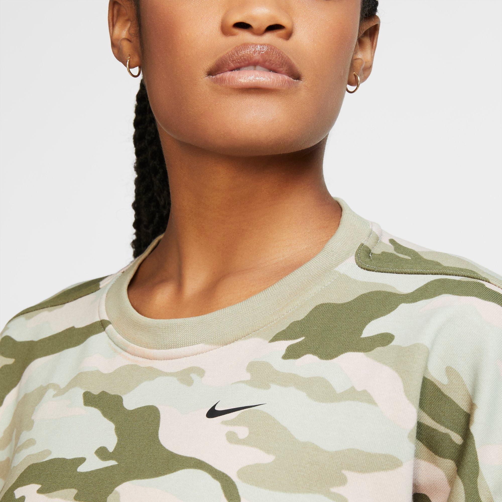 nike camo crop top