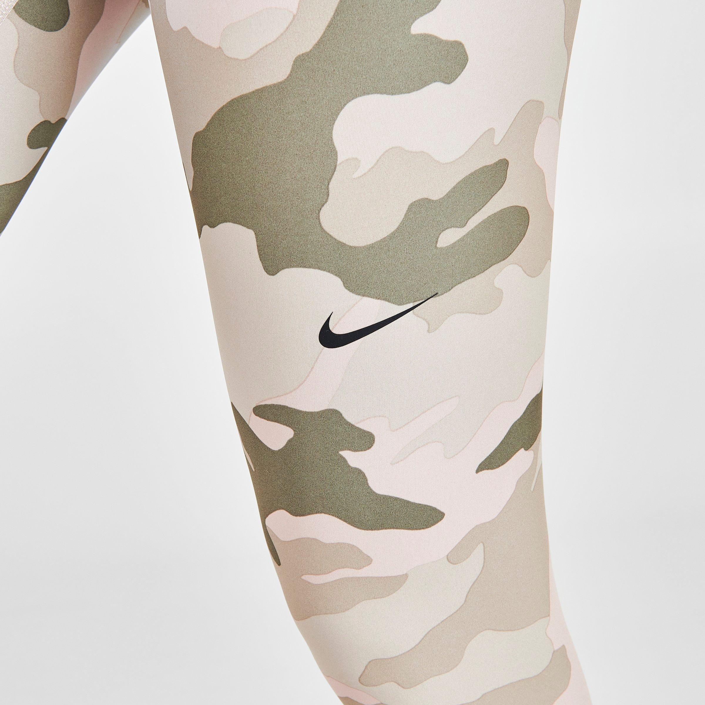 nike women's camouflage shoes