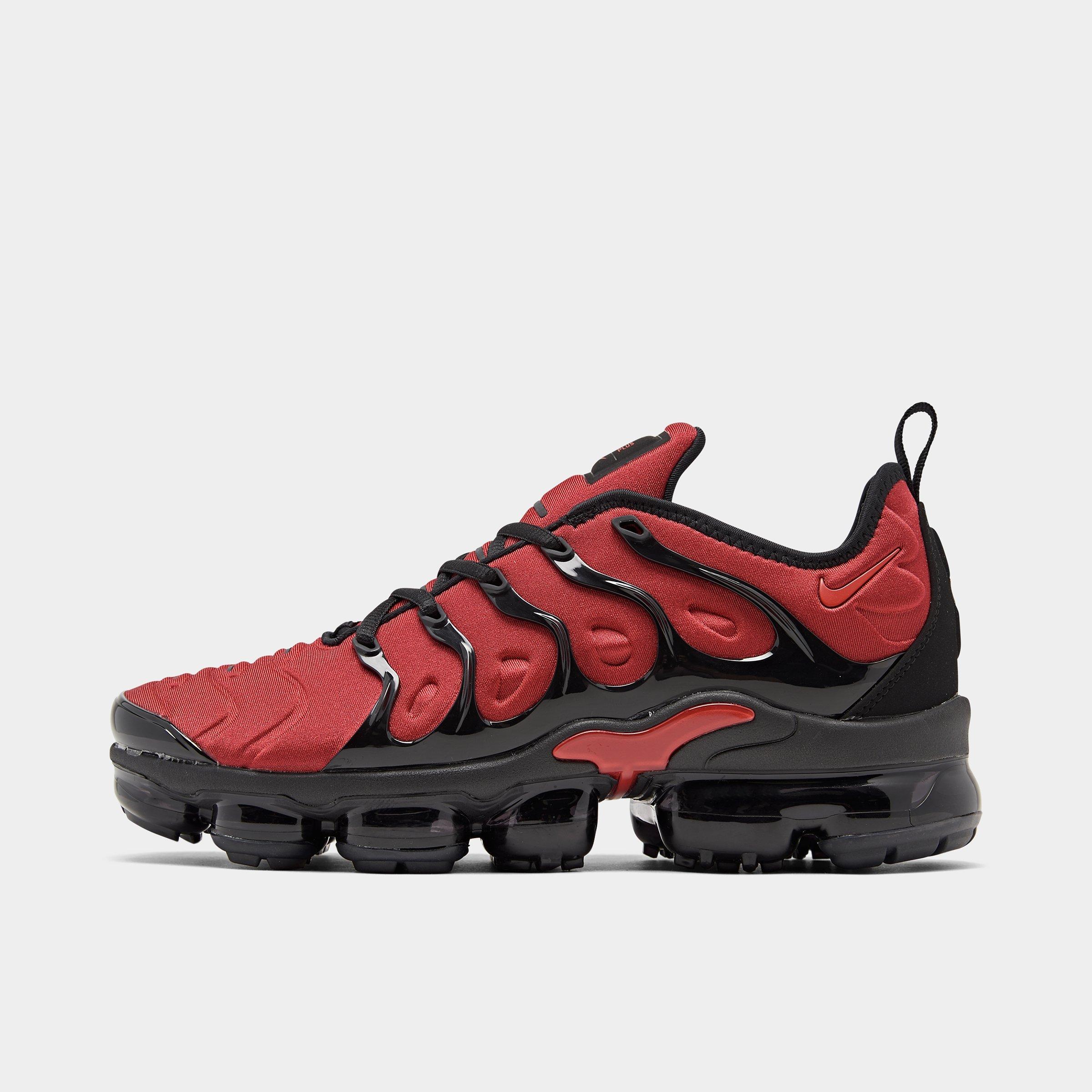vapormax university red and black