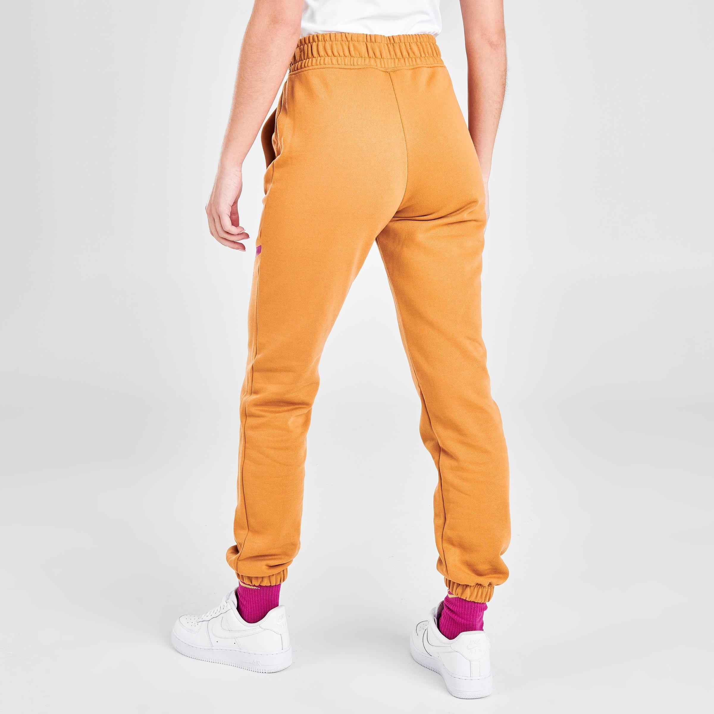 nike swoosh fleece joggers