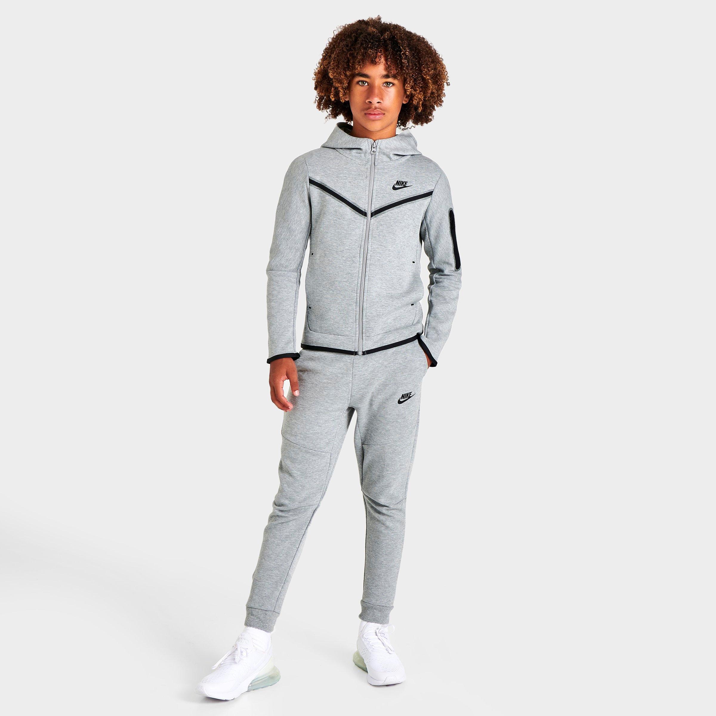 finish line nike sweatpants