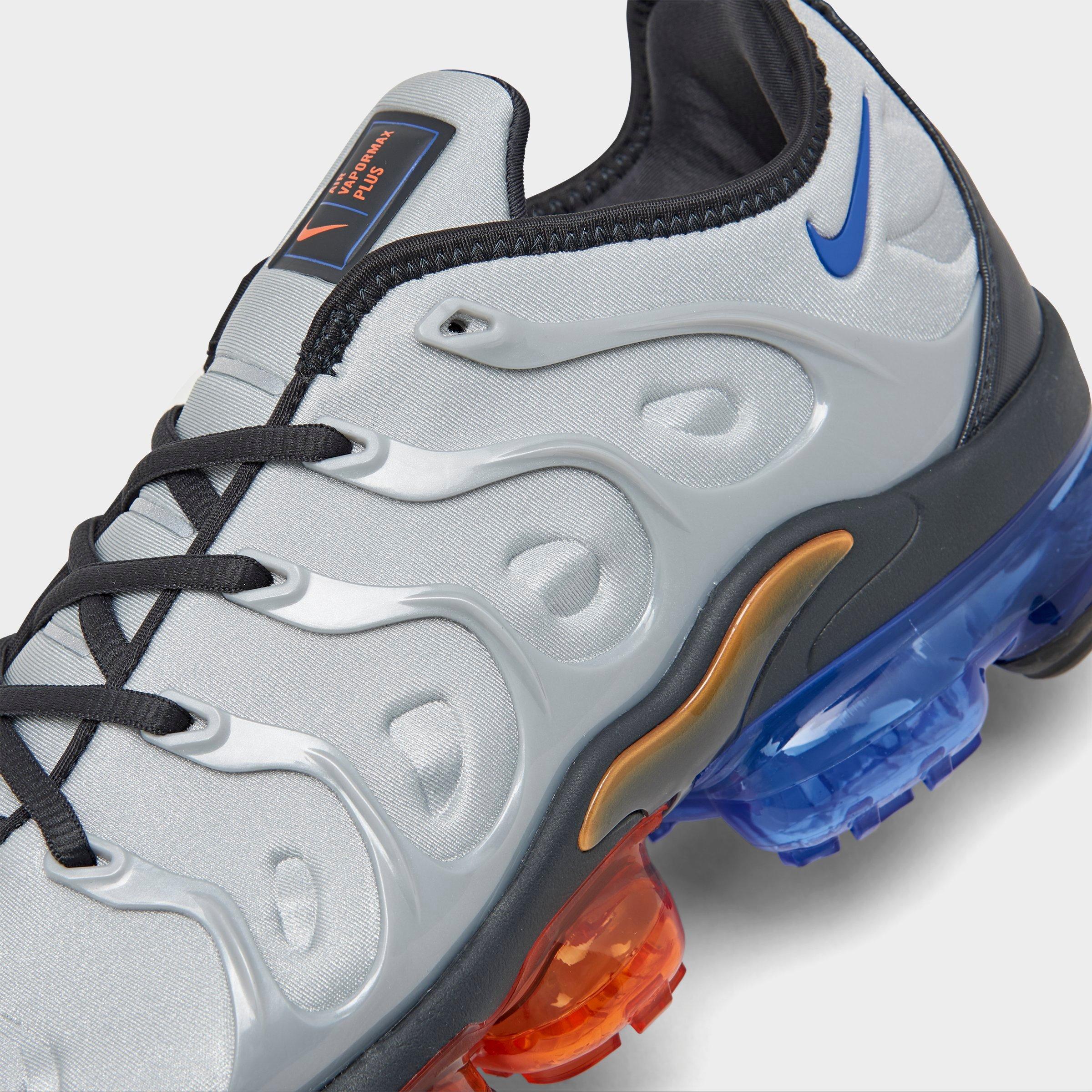 vapormax plus metallic silver
