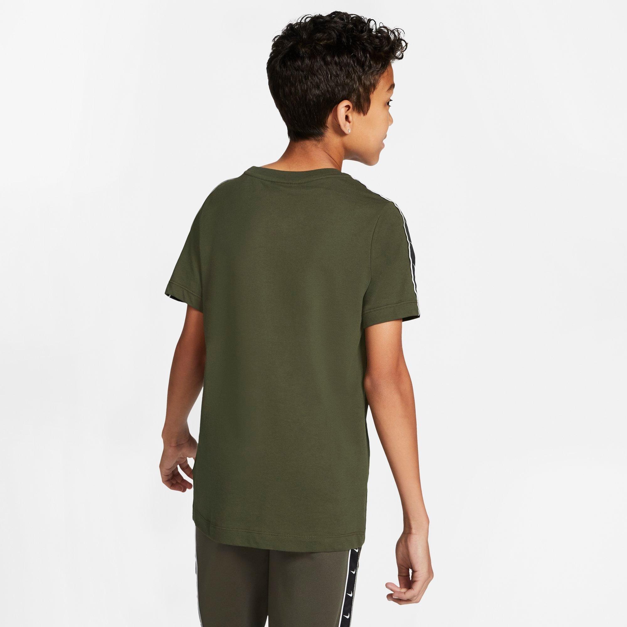 nike cargo shirt
