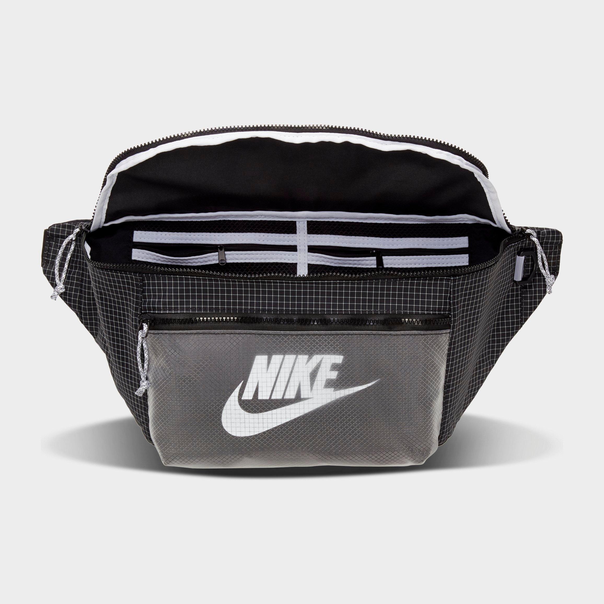 nike fanny pack finish line