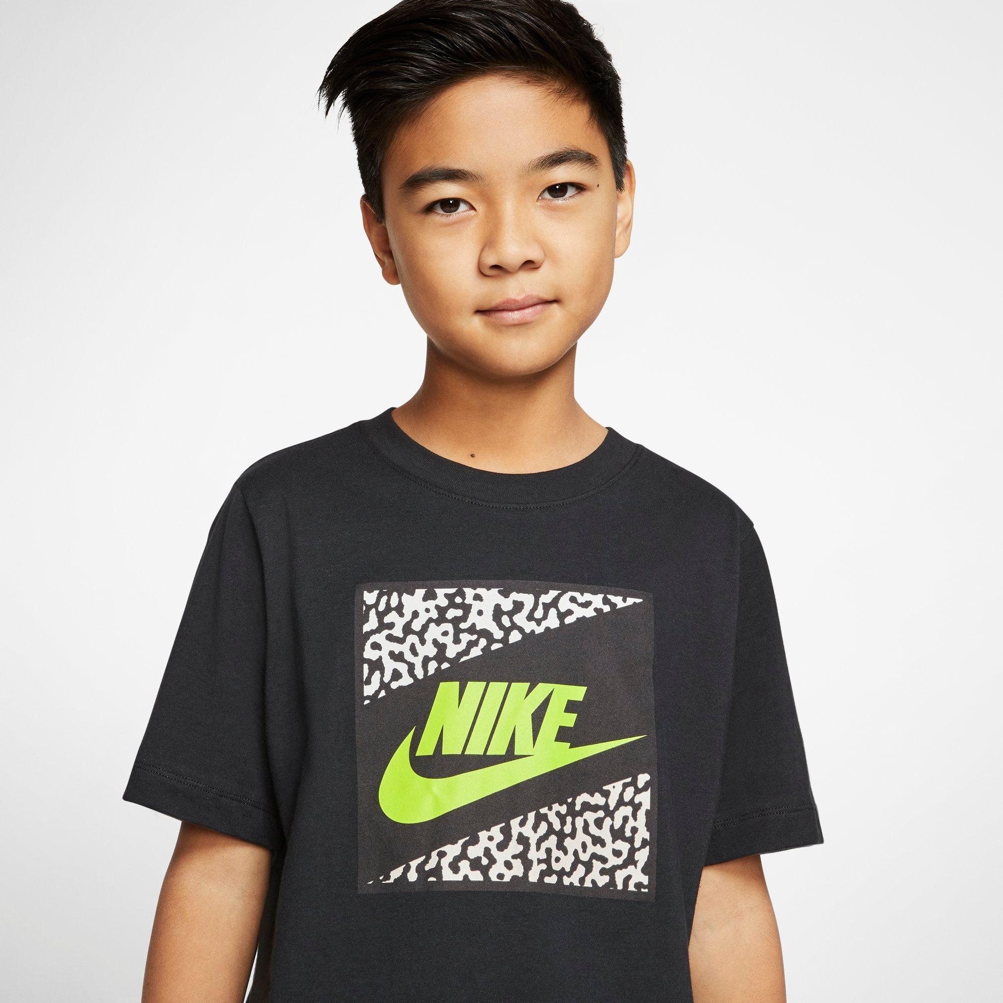 nike futura t shirt junior