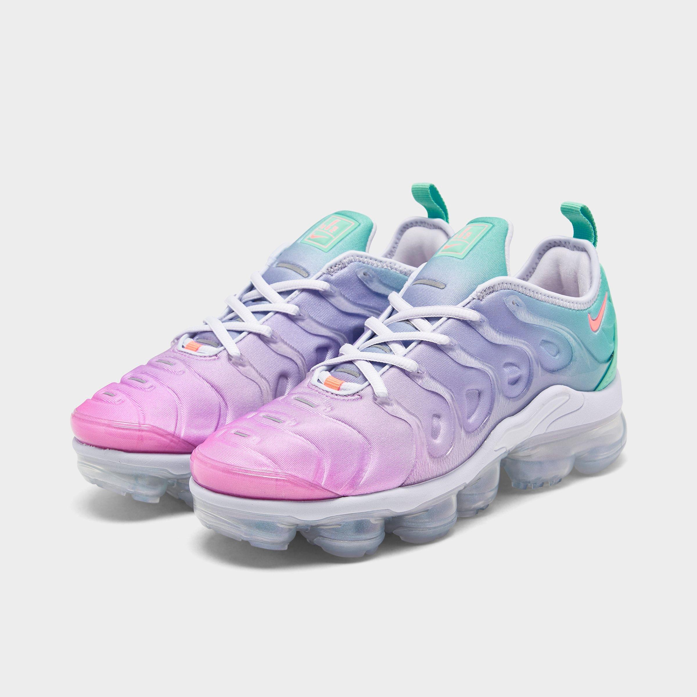 womens nike vapor max plus