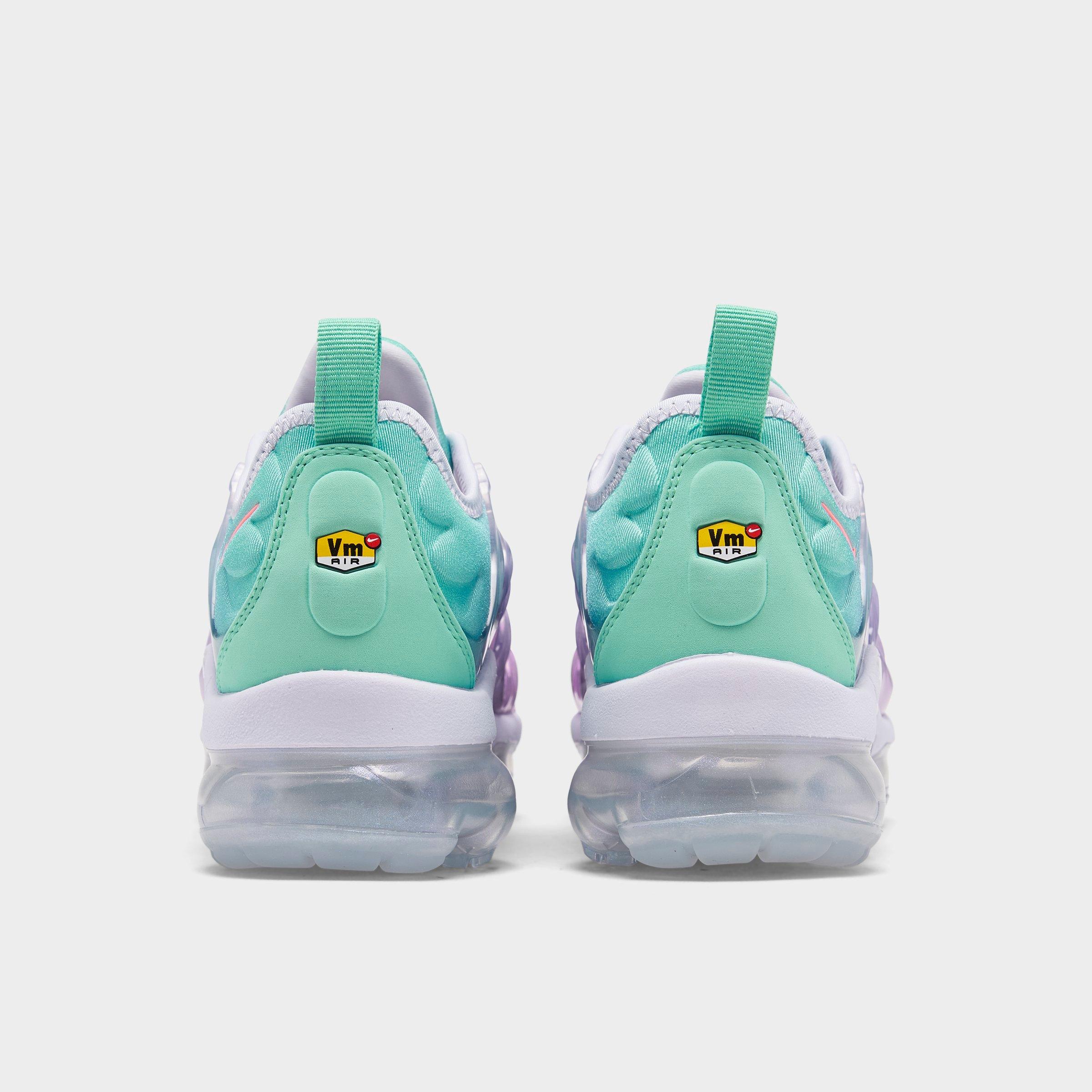 pink and green vapormax plus