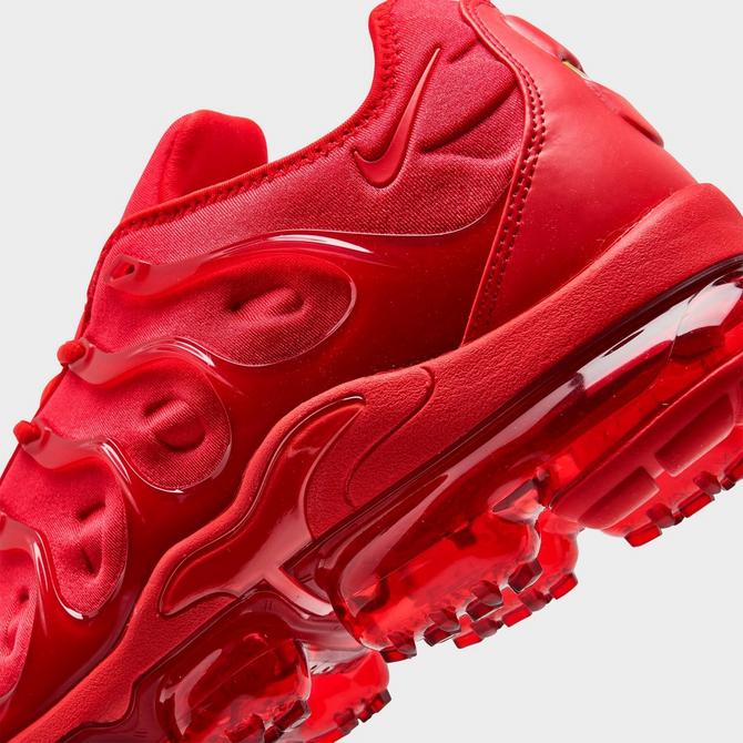 All red vapormax on sale plus