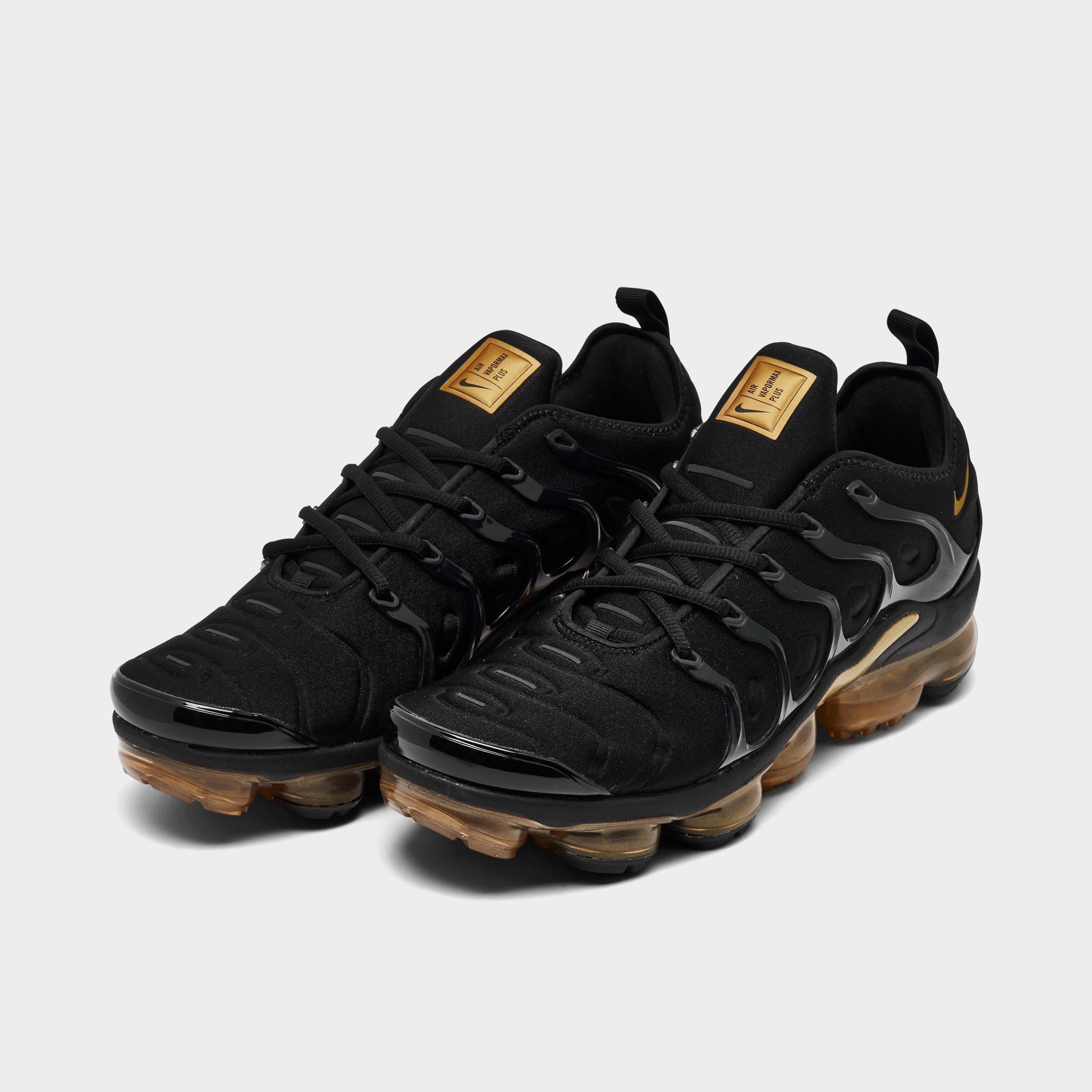 vapormax plus metallic gold