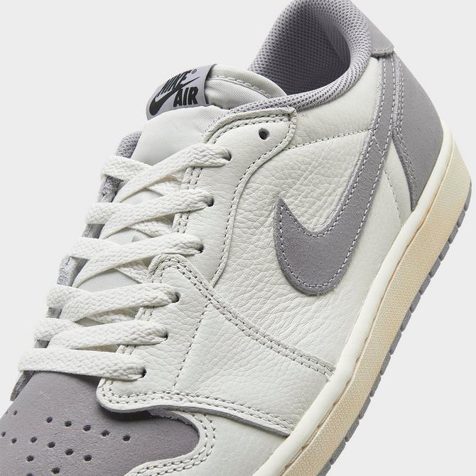 Air Jordan Retro 1 Low OG Casual Shoes| Finish Line