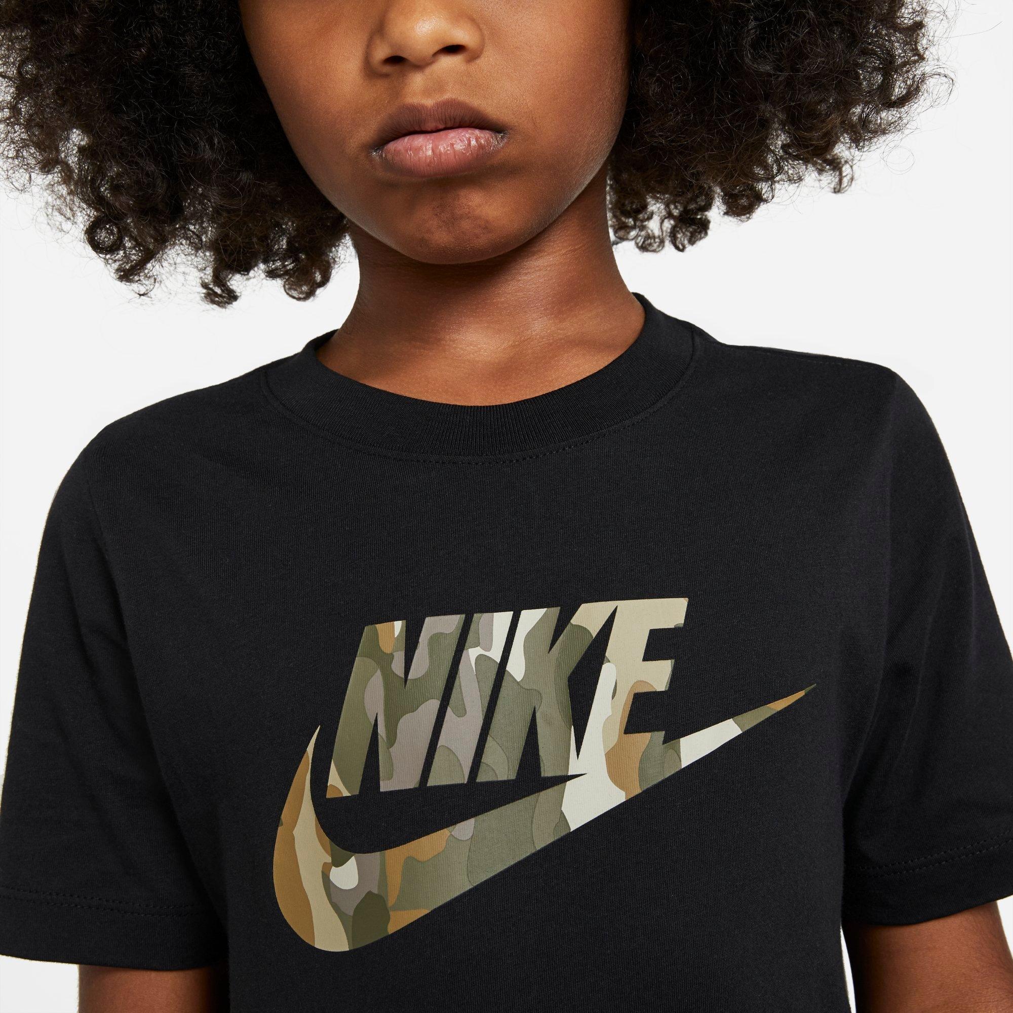 nike t shirt camo