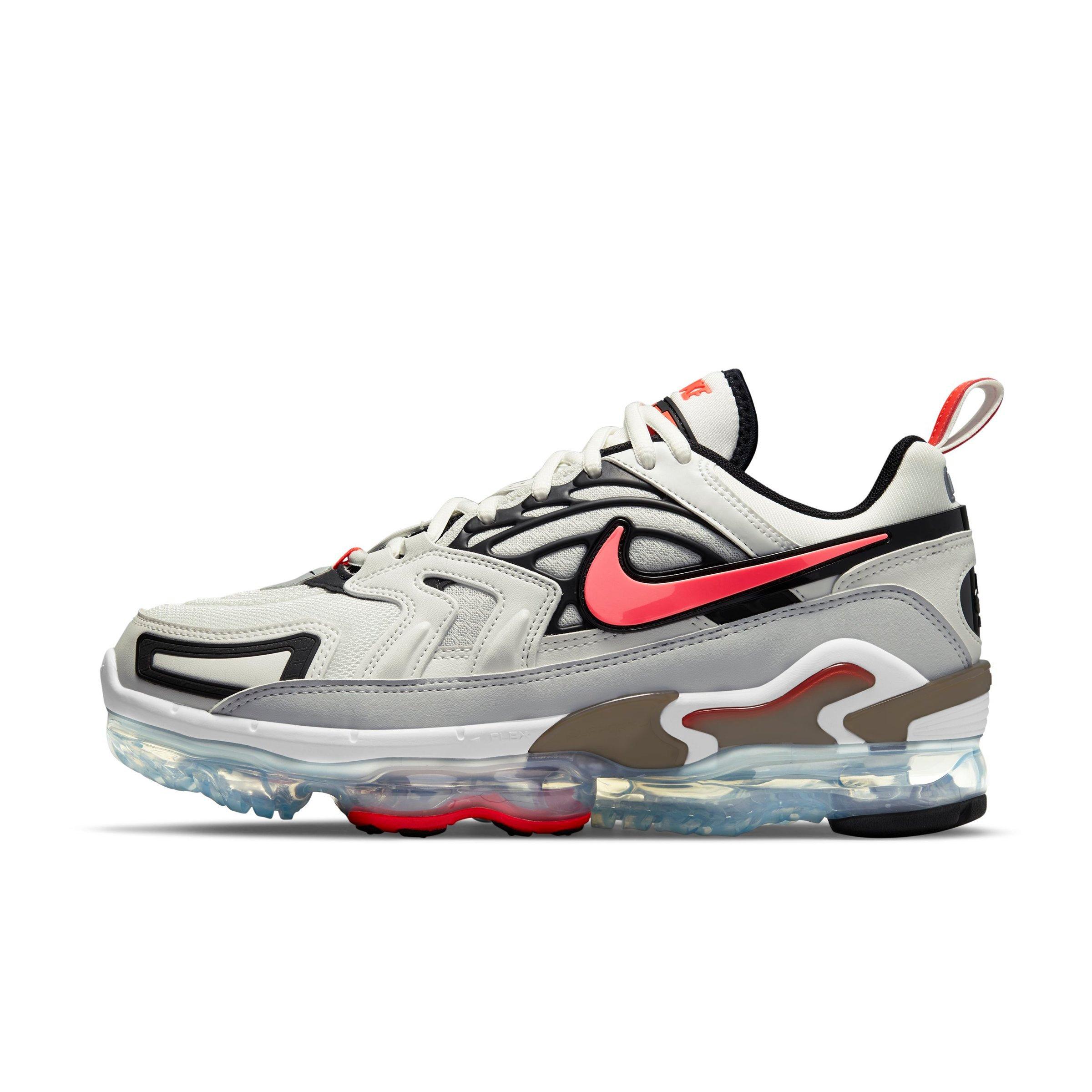 vapormax finish line