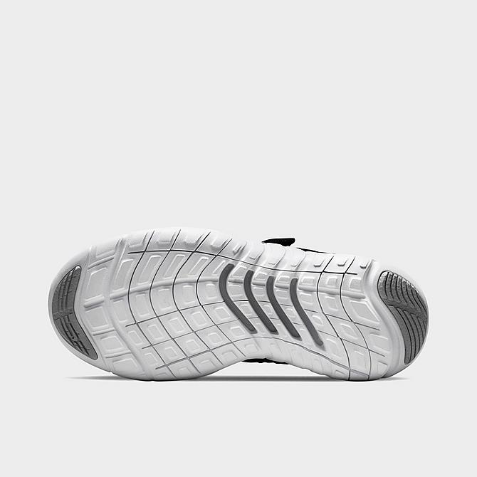 Bottom view of Girls' Little Kids' Nike Free Run 5.0 2021 Running Shoes in Black/White/Dark Smoke Grey/Light Smoke Grey Click to zoom