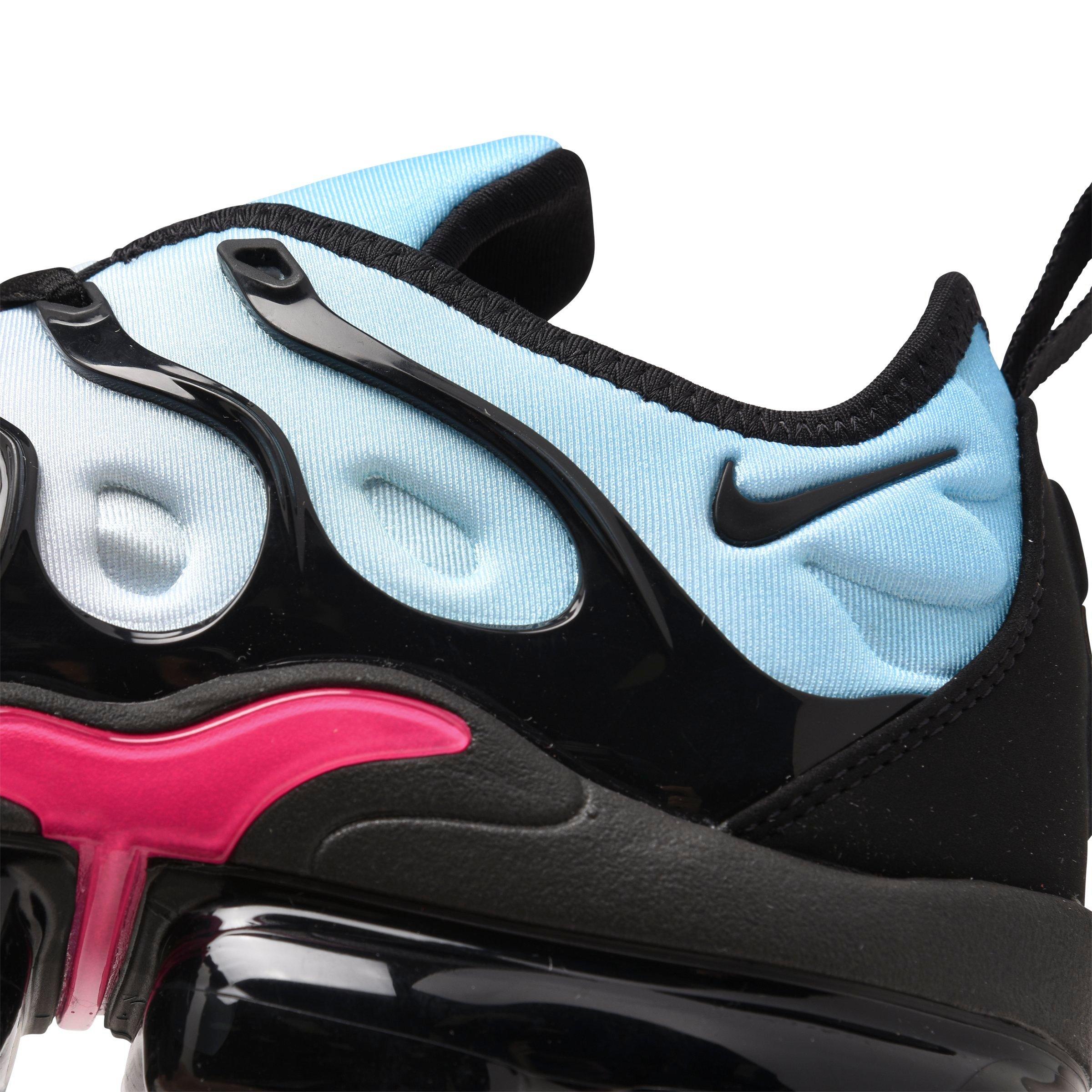 womens vapormax plus black