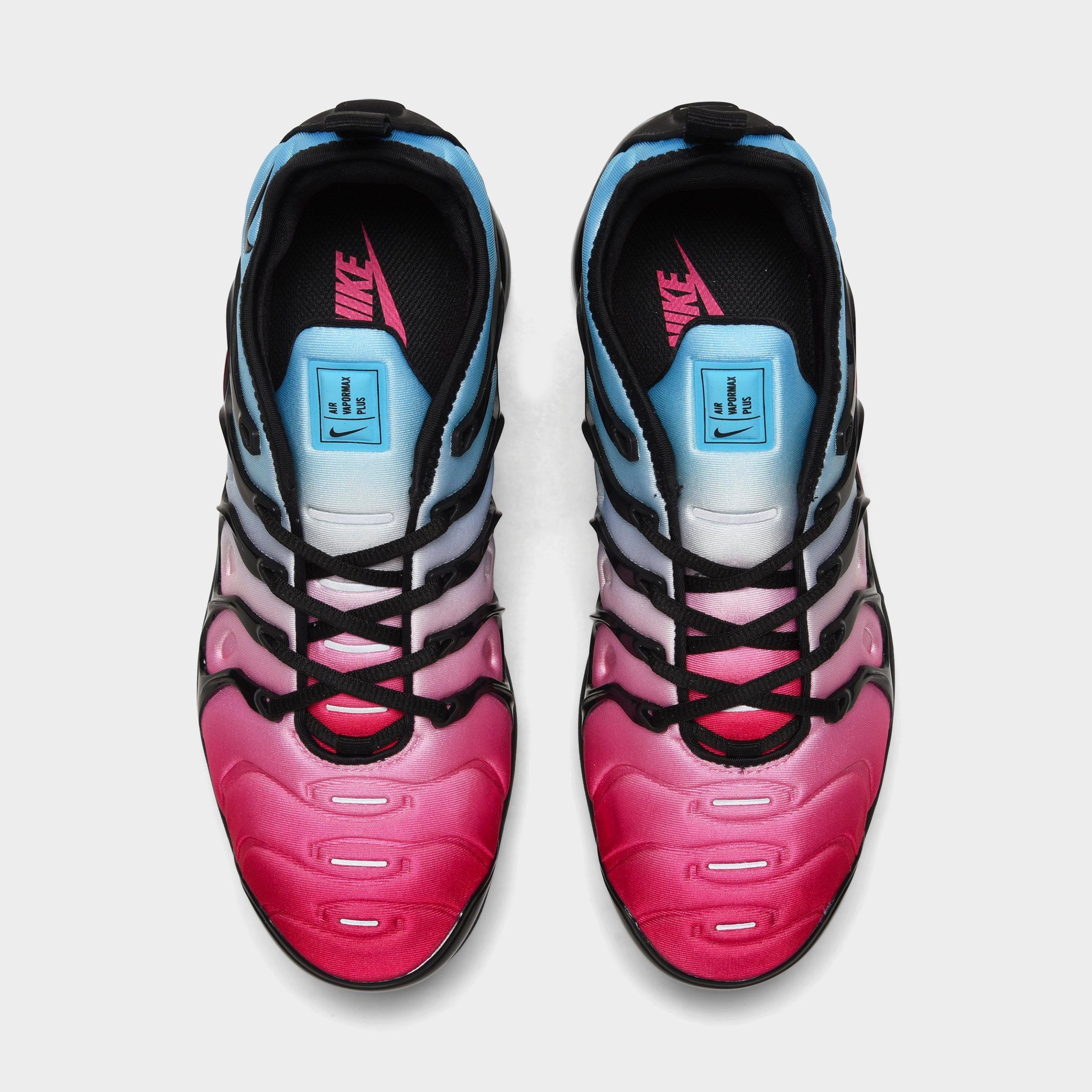 nike vapormax plus women's pink