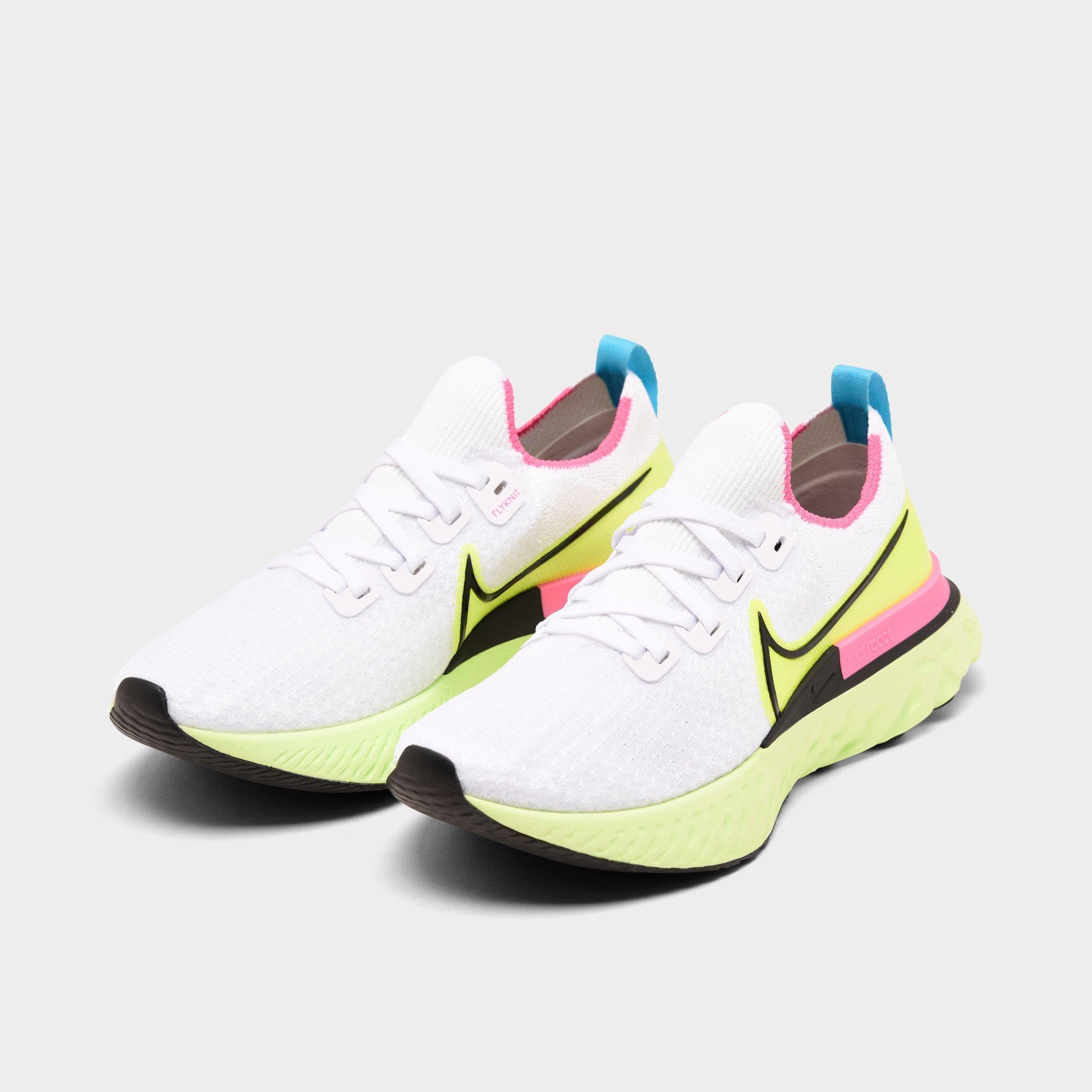 nike flyknit running shoes white
