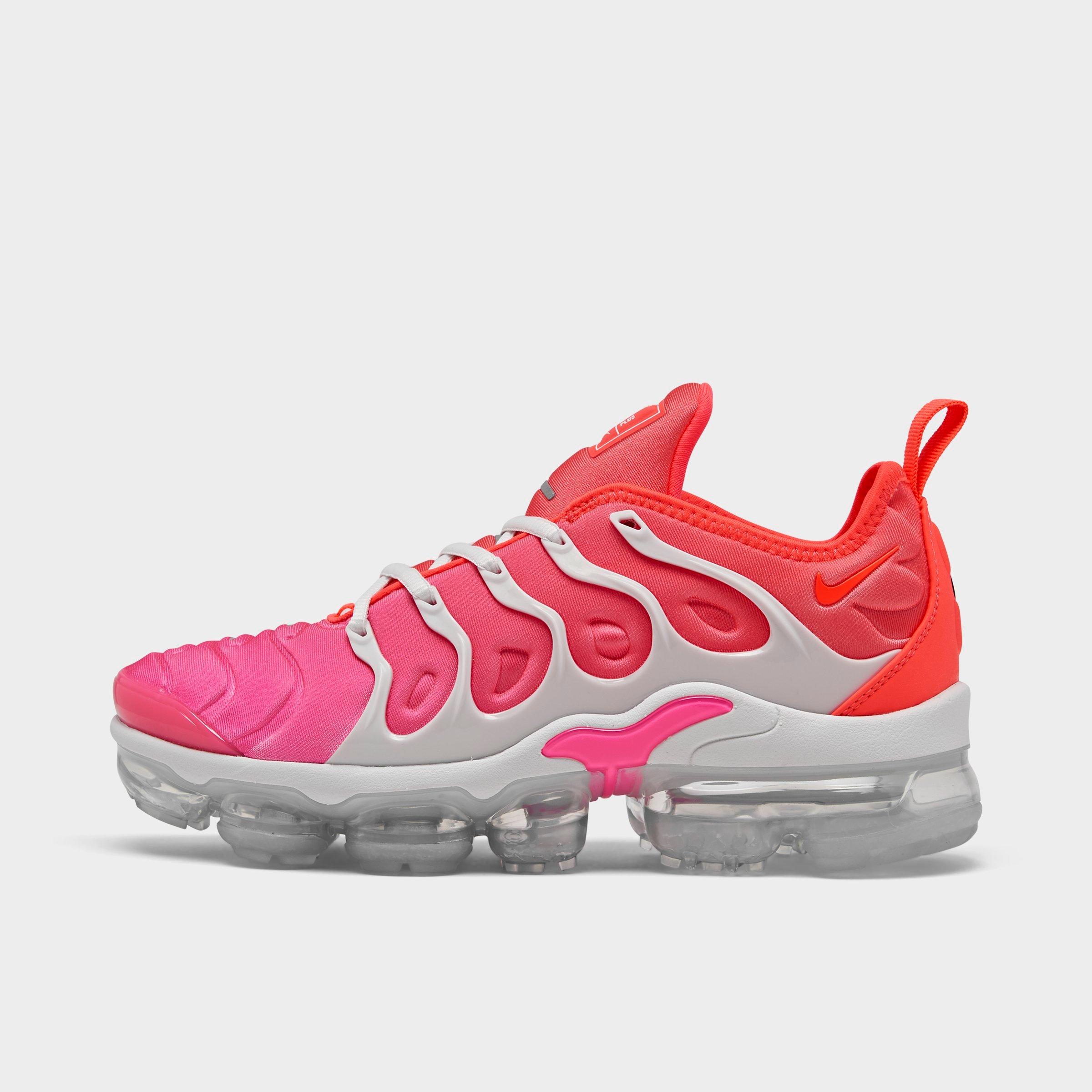 finish line vapormax plus women's