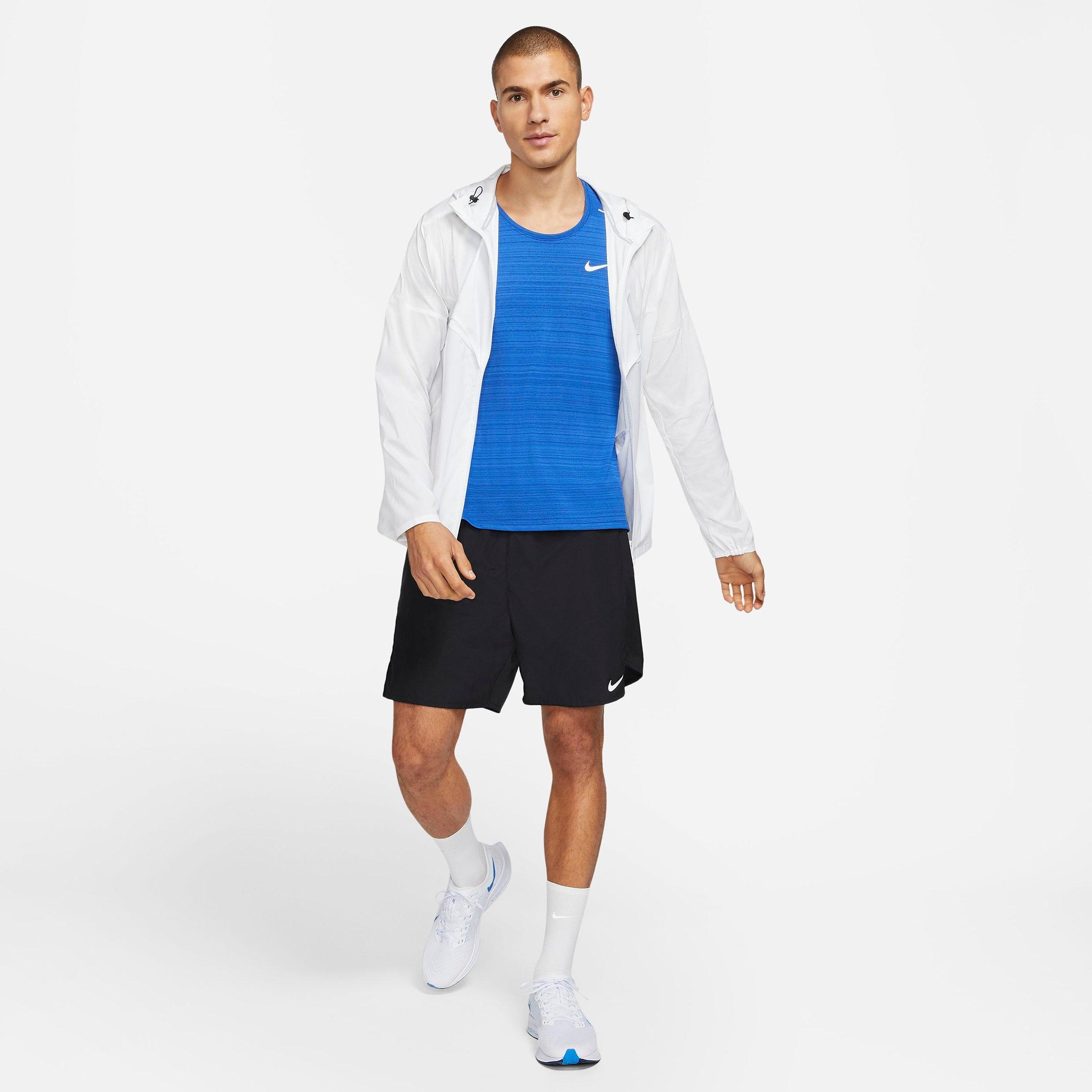 Nike challenger short 2 in 1 deals