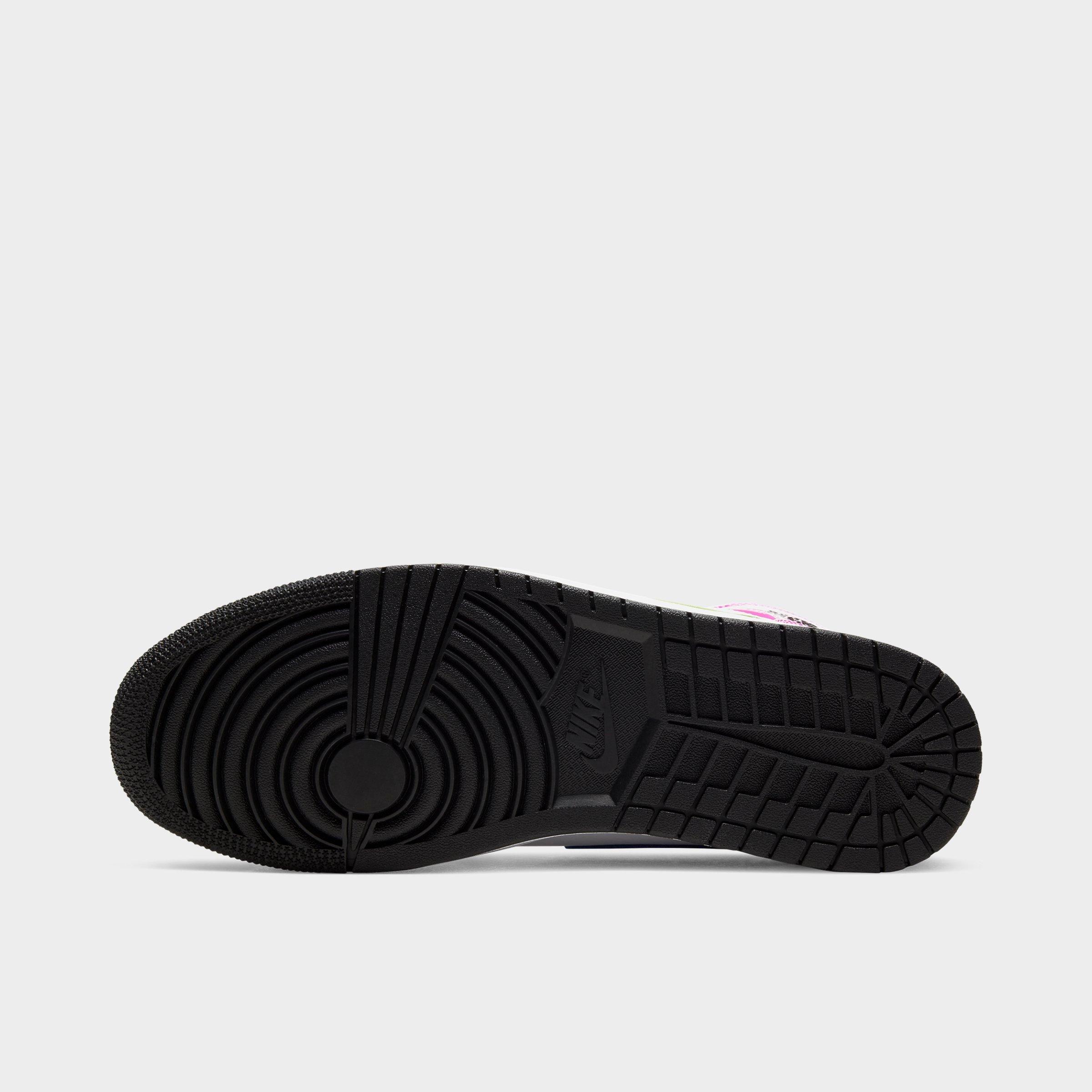 jordan retro 1 mid black