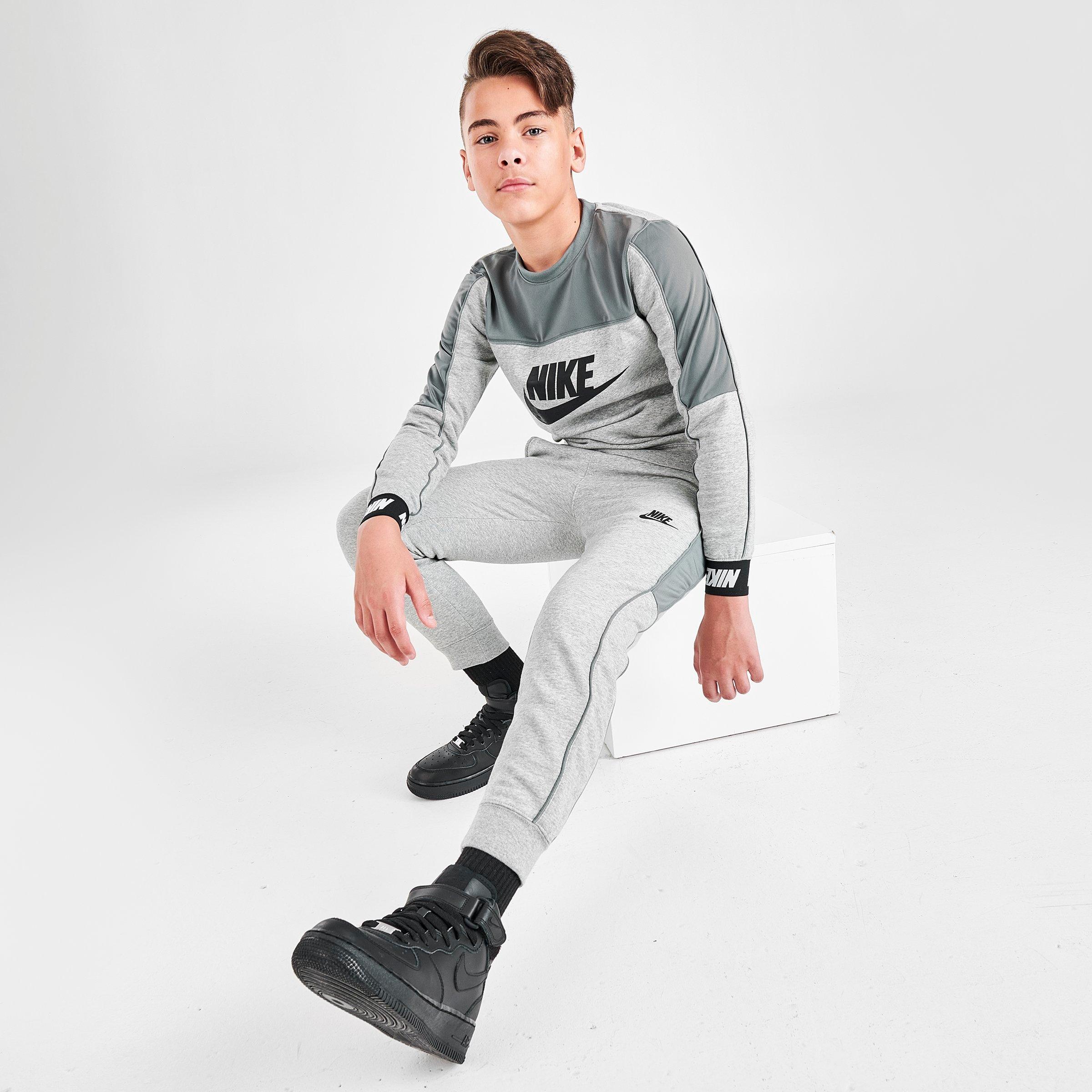 nike fleece joggers boys