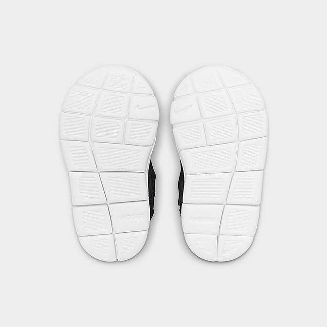 Bottom view of Kids' Toddler Nike Free Run 2 Hook-and-Loop Running Shoes in Black/White Click to zoom