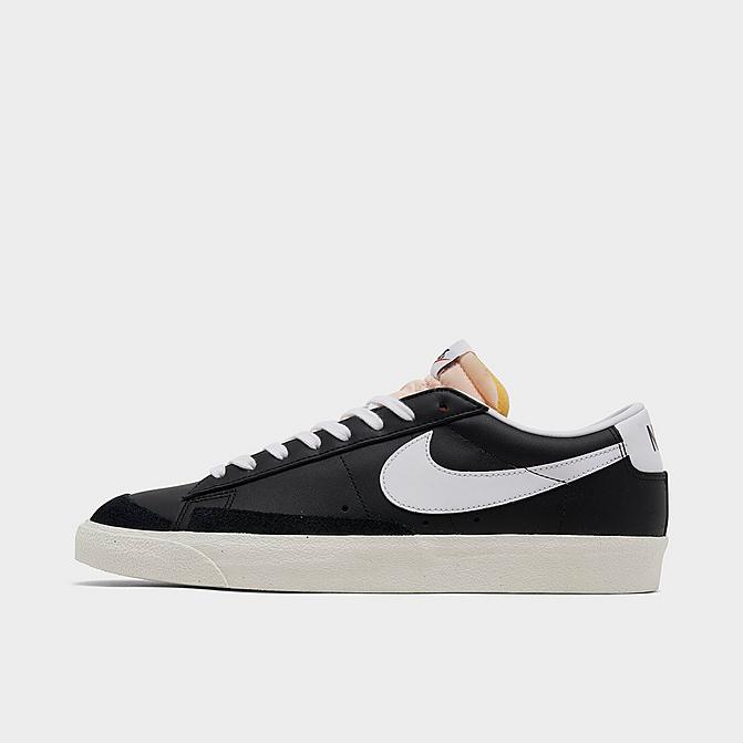Right view of Men's Nike Blazer Low '77 Vintage Casual Shoes in Black/White/Black/Sail Click to zoom