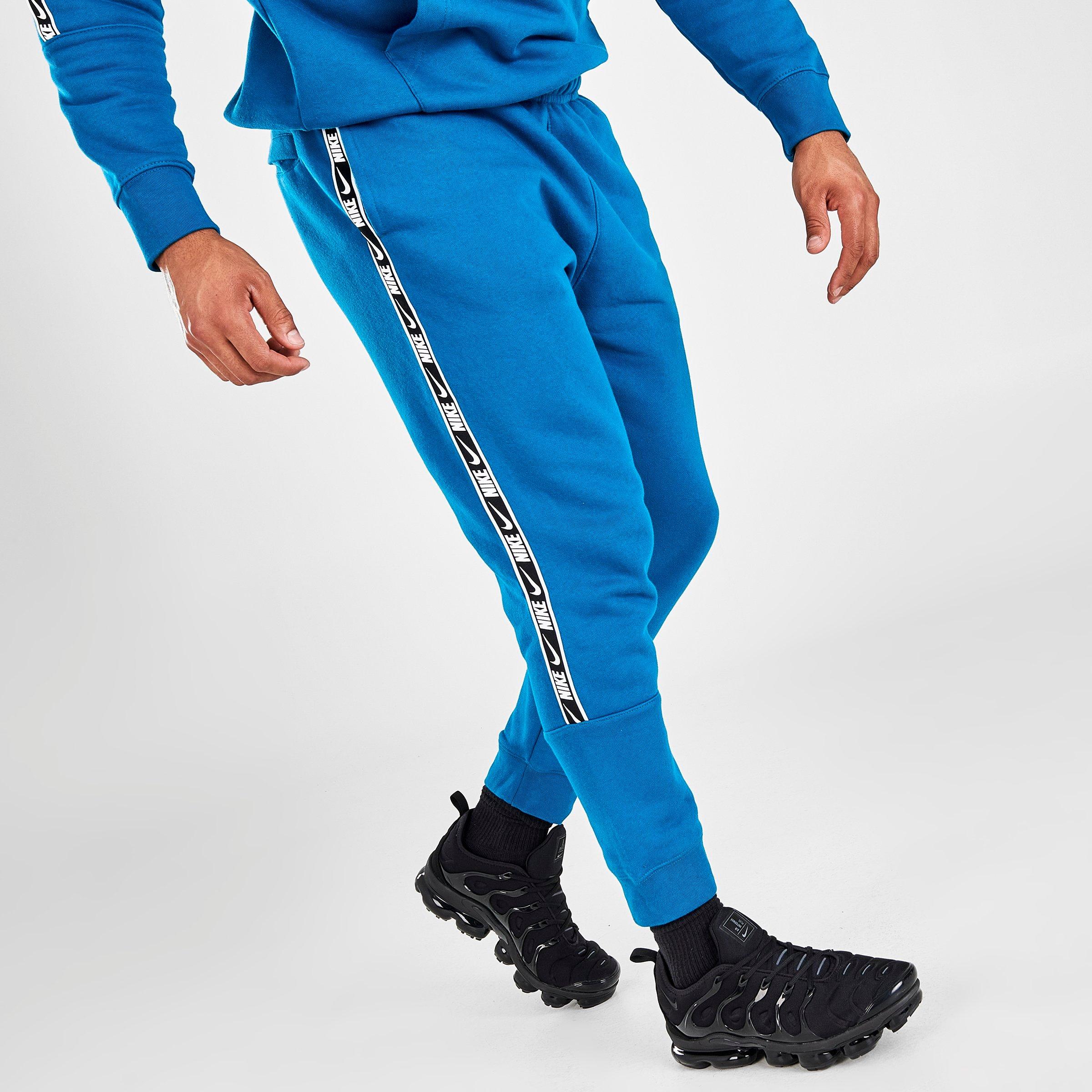 nike sportswear pants